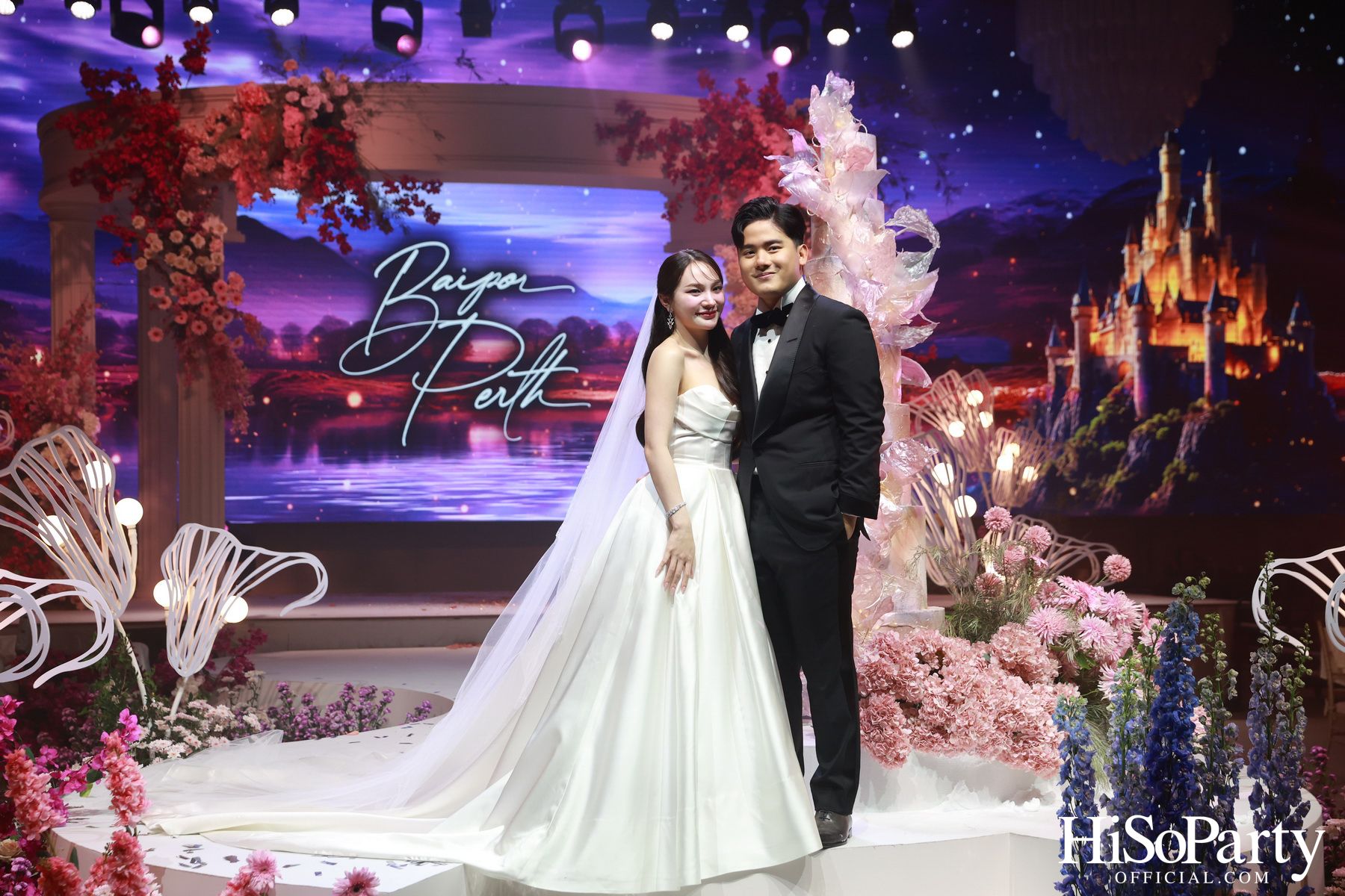 งานฉลองมงคลสมรสระหว่าง ยิ่งรัก พัวถาวรสกุล และ นวิน เหมรัชตานันต์ 