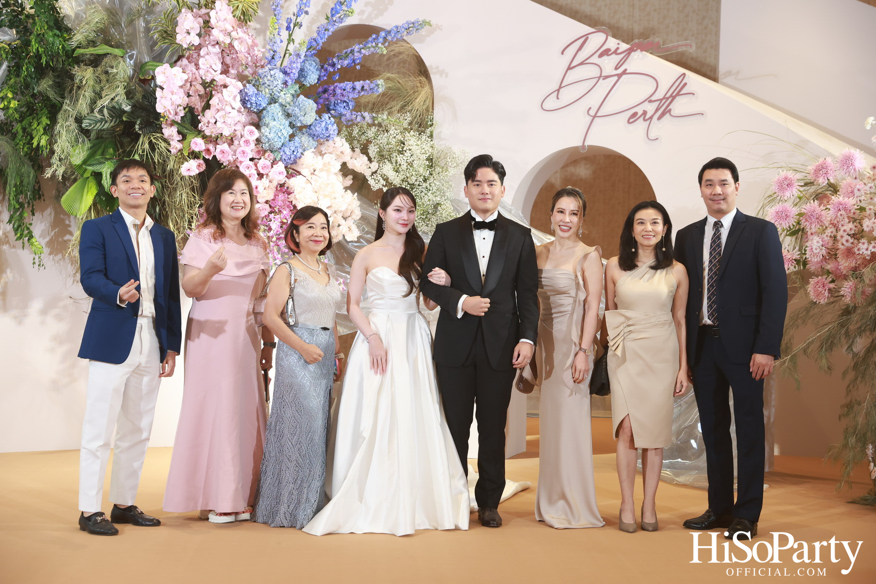 งานฉลองมงคลสมรสระหว่าง ยิ่งรัก พัวถาวรสกุล และ นวิน เหมรัชตานันต์ 