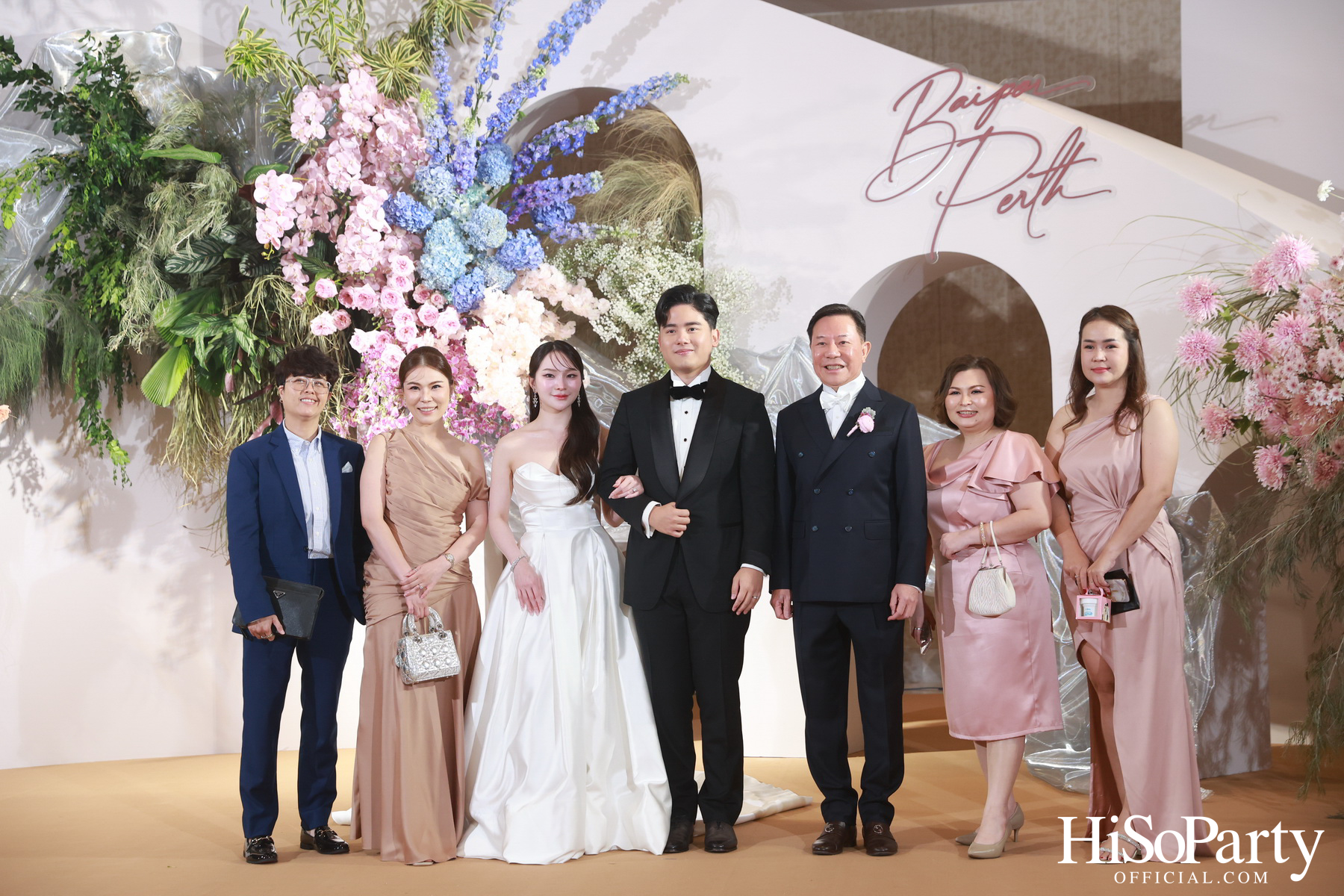 งานฉลองมงคลสมรสระหว่าง ยิ่งรัก พัวถาวรสกุล และ นวิน เหมรัชตานันต์ 