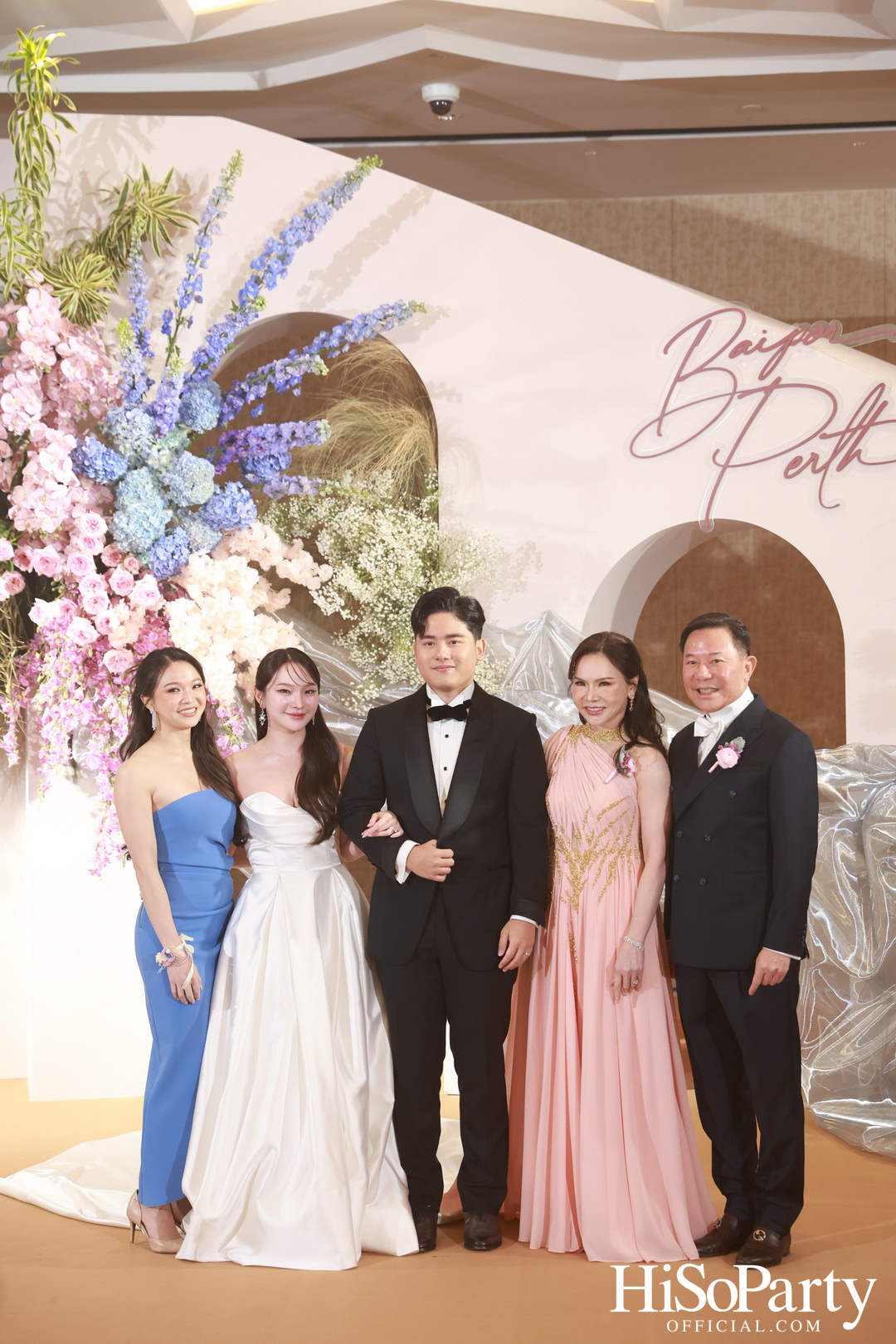 งานฉลองมงคลสมรสระหว่าง ยิ่งรัก พัวถาวรสกุล และ นวิน เหมรัชตานันต์ 