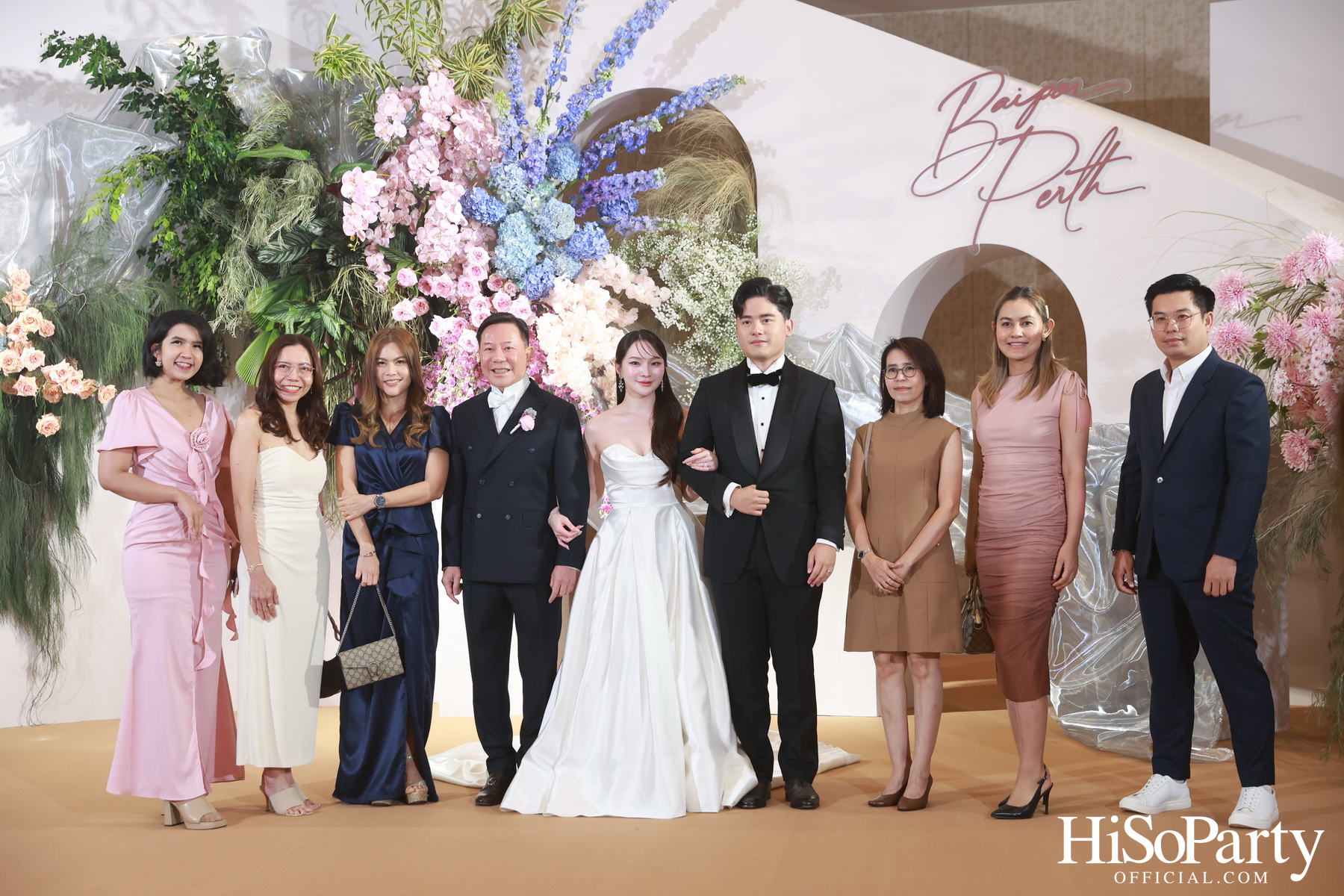 งานฉลองมงคลสมรสระหว่าง ยิ่งรัก พัวถาวรสกุล และ นวิน เหมรัชตานันต์ 