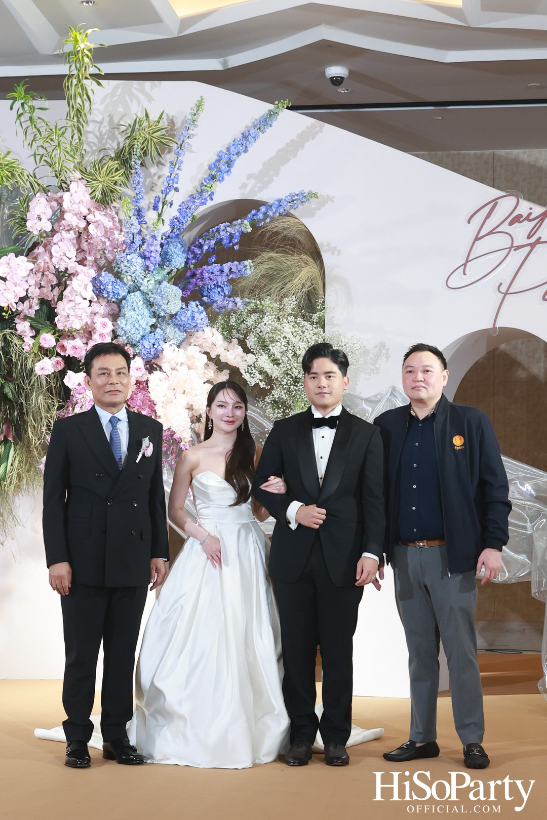 งานฉลองมงคลสมรสระหว่าง ยิ่งรัก พัวถาวรสกุล และ นวิน เหมรัชตานันต์ 