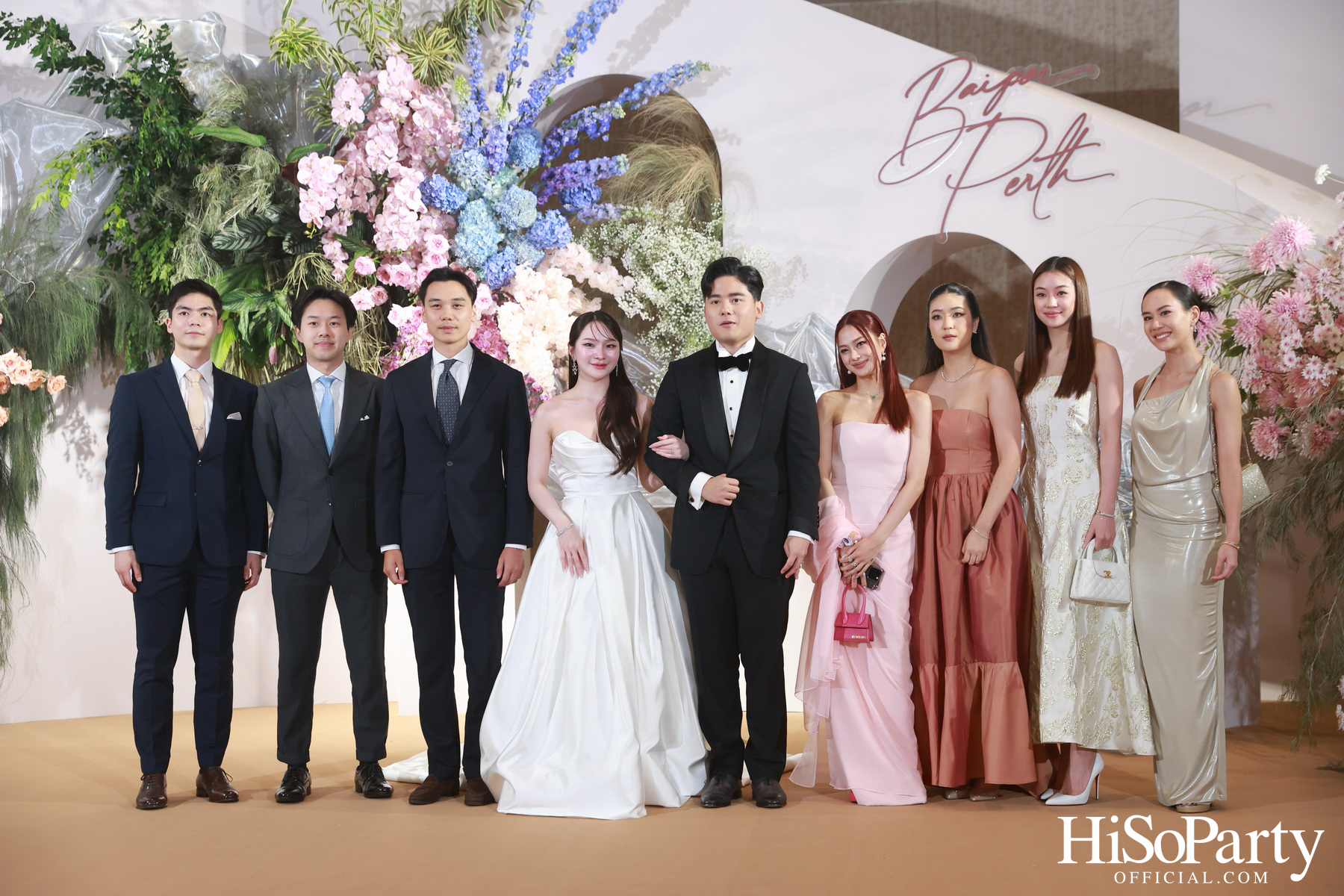 งานฉลองมงคลสมรสระหว่าง ยิ่งรัก พัวถาวรสกุล และ นวิน เหมรัชตานันต์ 