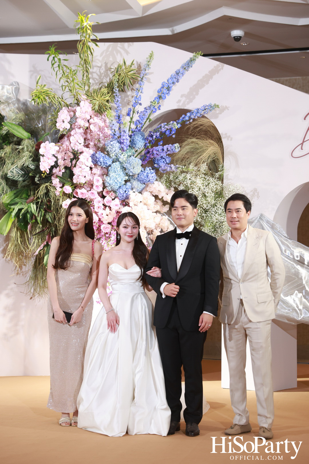 งานฉลองมงคลสมรสระหว่าง ยิ่งรัก พัวถาวรสกุล และ นวิน เหมรัชตานันต์ 