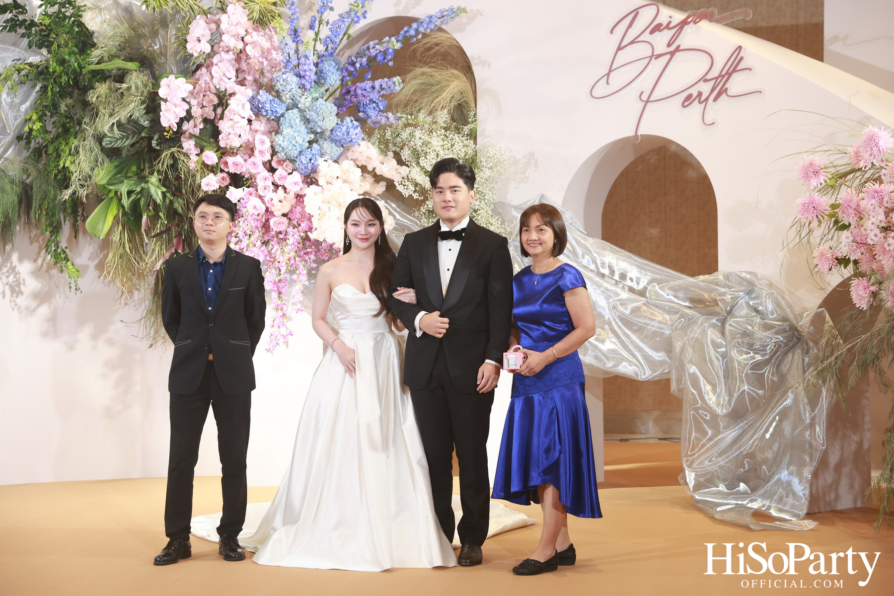 งานฉลองมงคลสมรสระหว่าง ยิ่งรัก พัวถาวรสกุล และ นวิน เหมรัชตานันต์ 