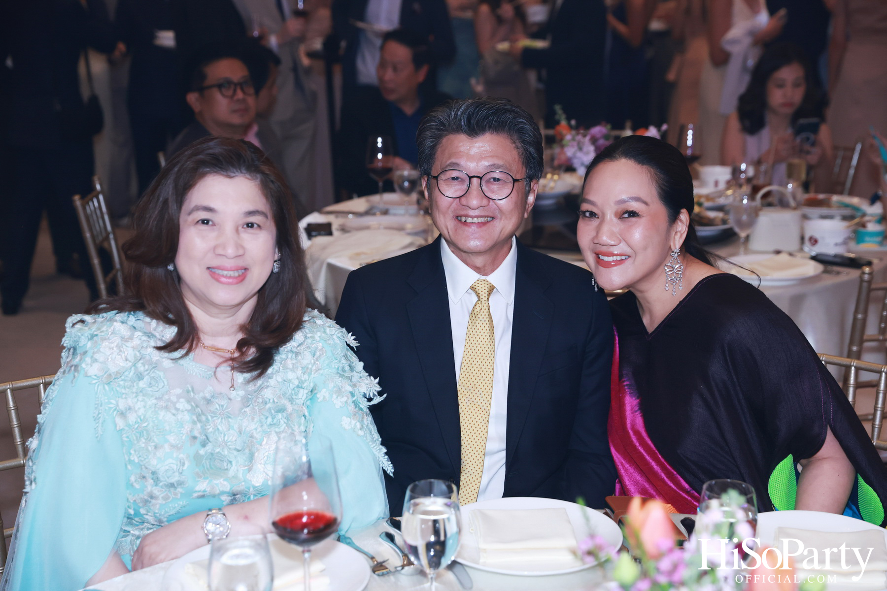 งานฉลองมงคลสมรสระหว่าง ยิ่งรัก พัวถาวรสกุล และ นวิน เหมรัชตานันต์ 