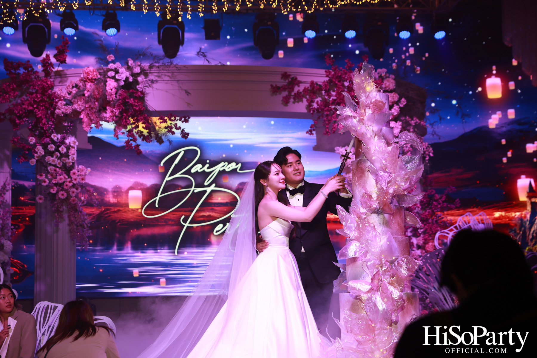 งานฉลองมงคลสมรสระหว่าง ยิ่งรัก พัวถาวรสกุล และ นวิน เหมรัชตานันต์ 