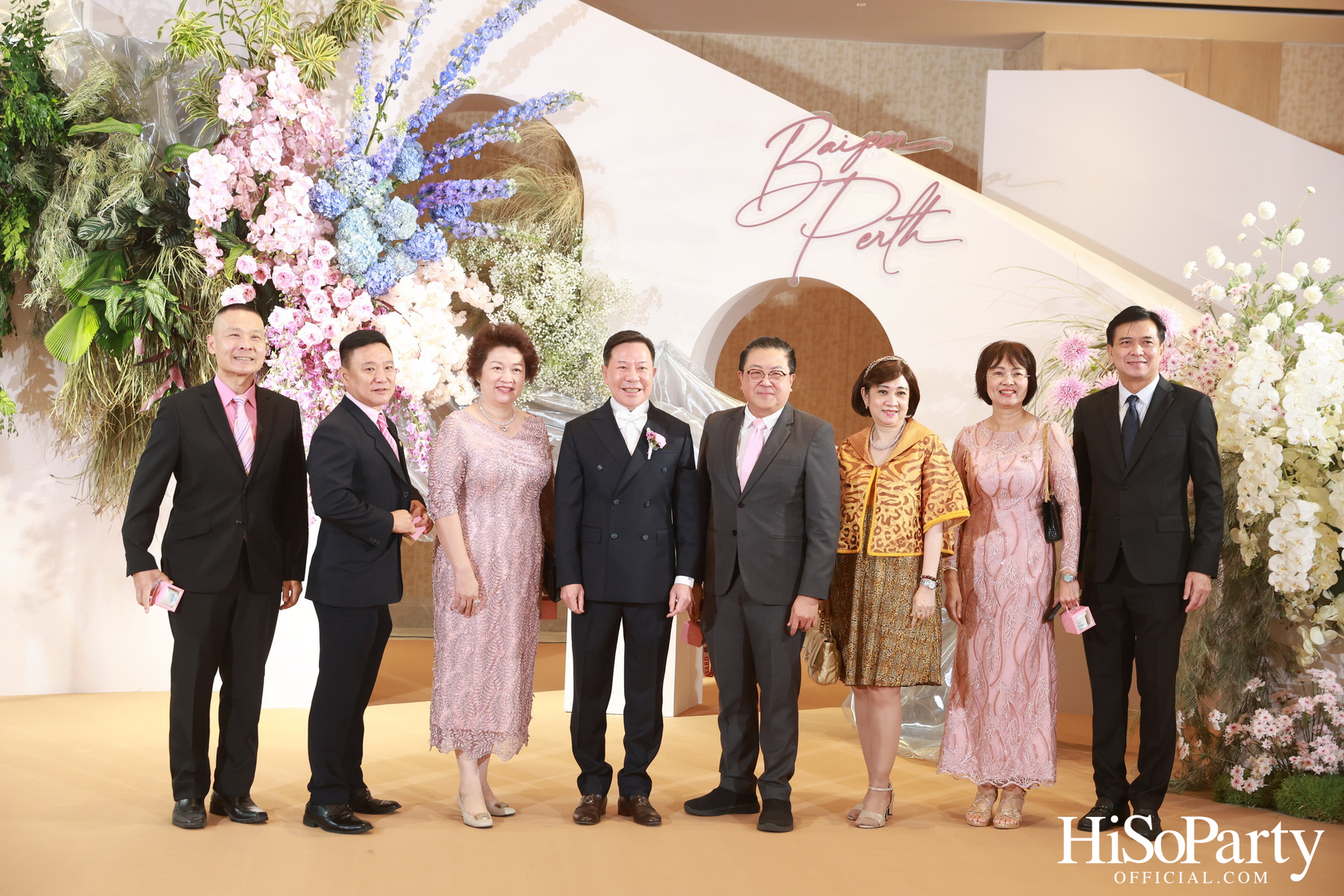 งานฉลองมงคลสมรสระหว่าง ยิ่งรัก พัวถาวรสกุล และ นวิน เหมรัชตานันต์ 