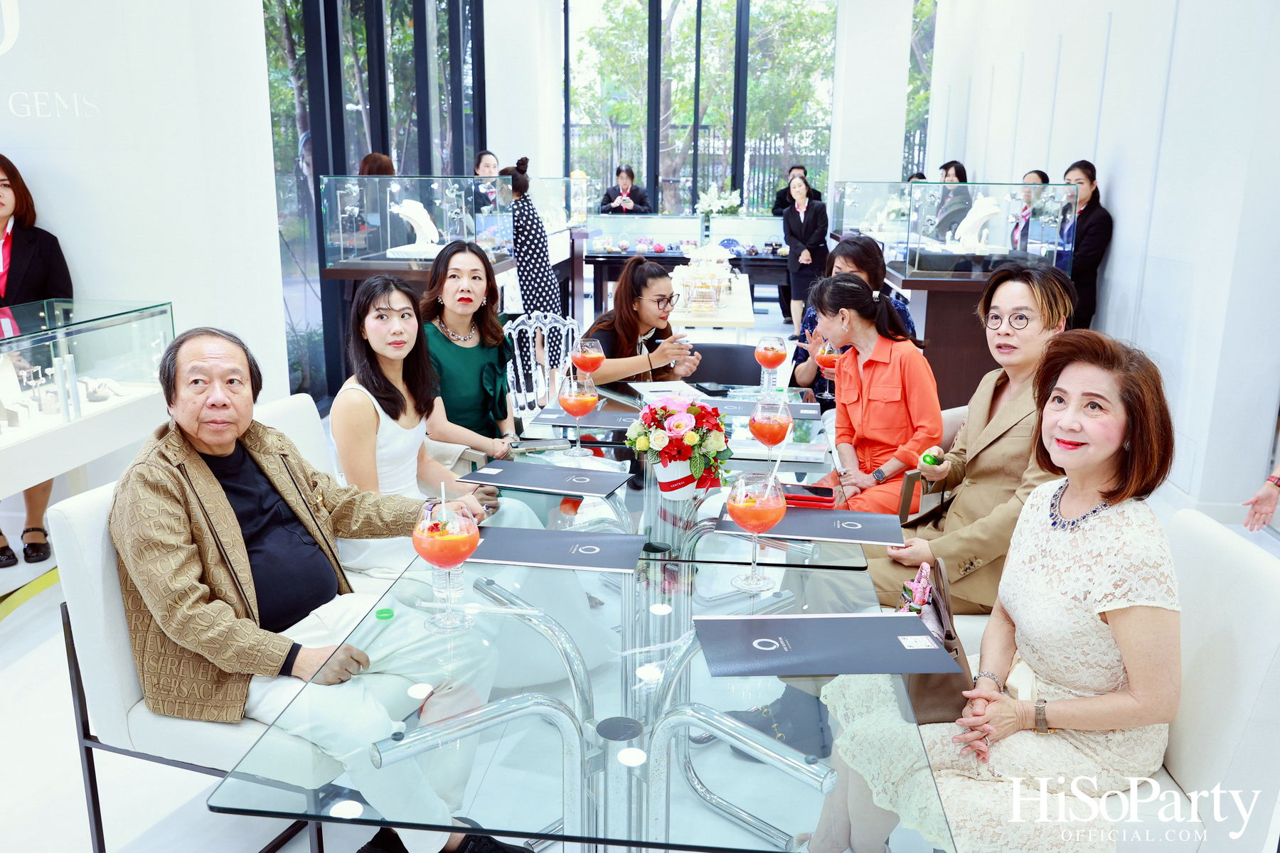 ‘Art Is Yours’ เปิดตัวโครงการ One Altitude Charoenkrung 