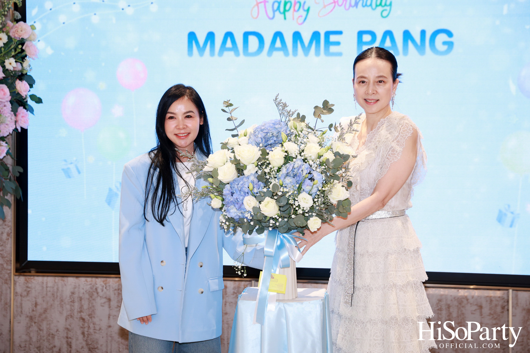 อบอุ่นและเปี่ยมรอยยิ้ม ‘มาดามแป้ง’ รับมุทิตาจิตเนื่องในวันคล้ายวันเกิด ท่ามกลางความรักจากคนรอบข้าง