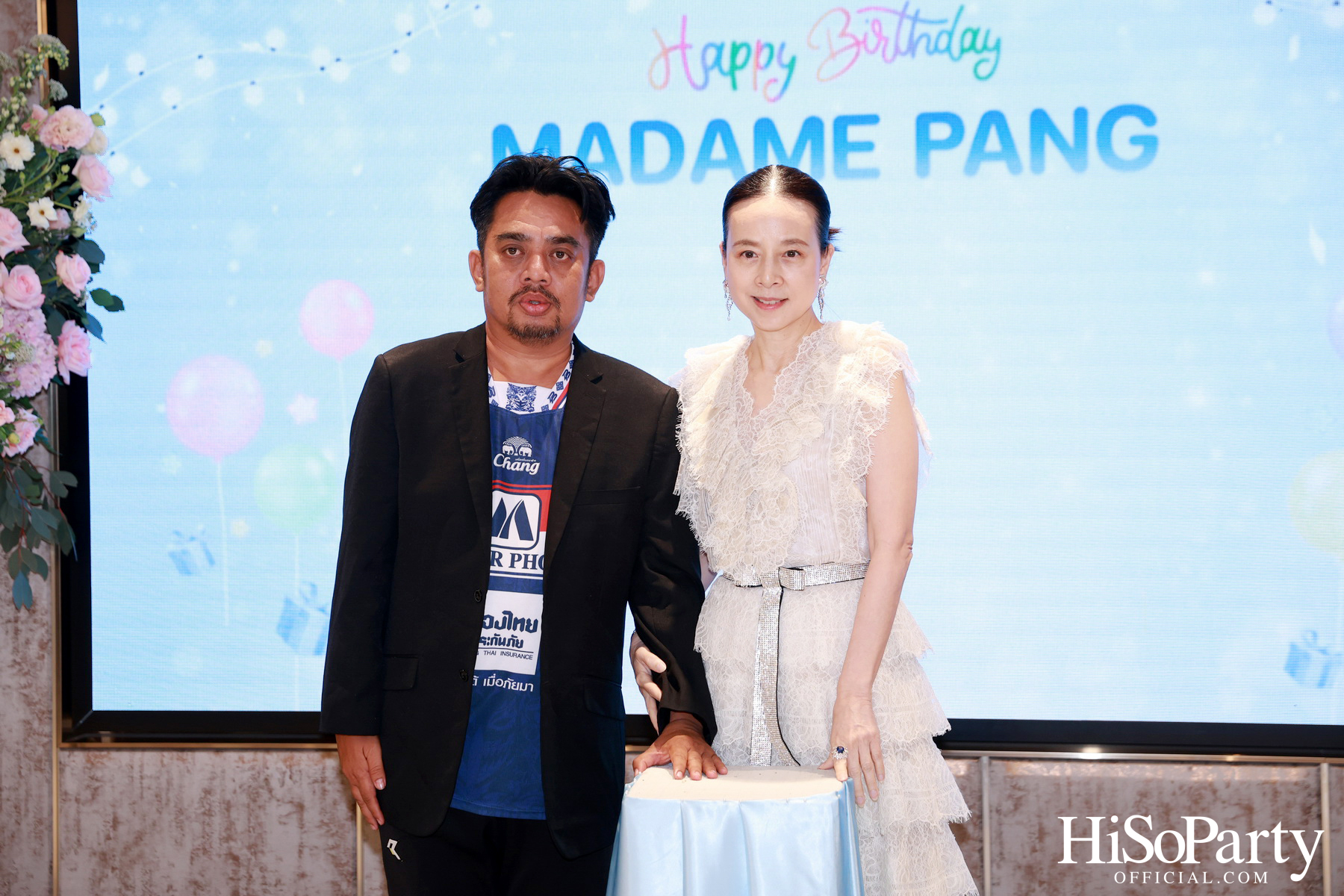 อบอุ่นและเปี่ยมรอยยิ้ม ‘มาดามแป้ง’ รับมุทิตาจิตเนื่องในวันคล้ายวันเกิด ท่ามกลางความรักจากคนรอบข้าง