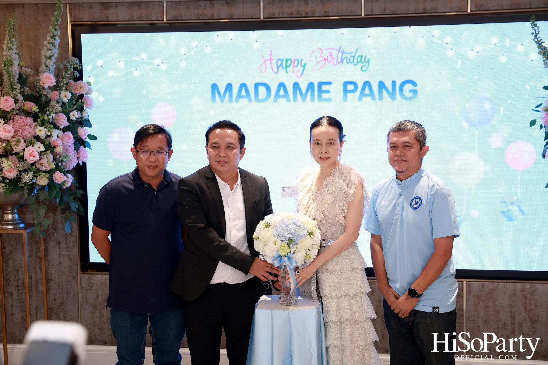 อบอุ่นและเปี่ยมรอยยิ้ม ‘มาดามแป้ง’ รับมุทิตาจิตเนื่องในวันคล้ายวันเกิด ท่ามกลางความรักจากคนรอบข้าง