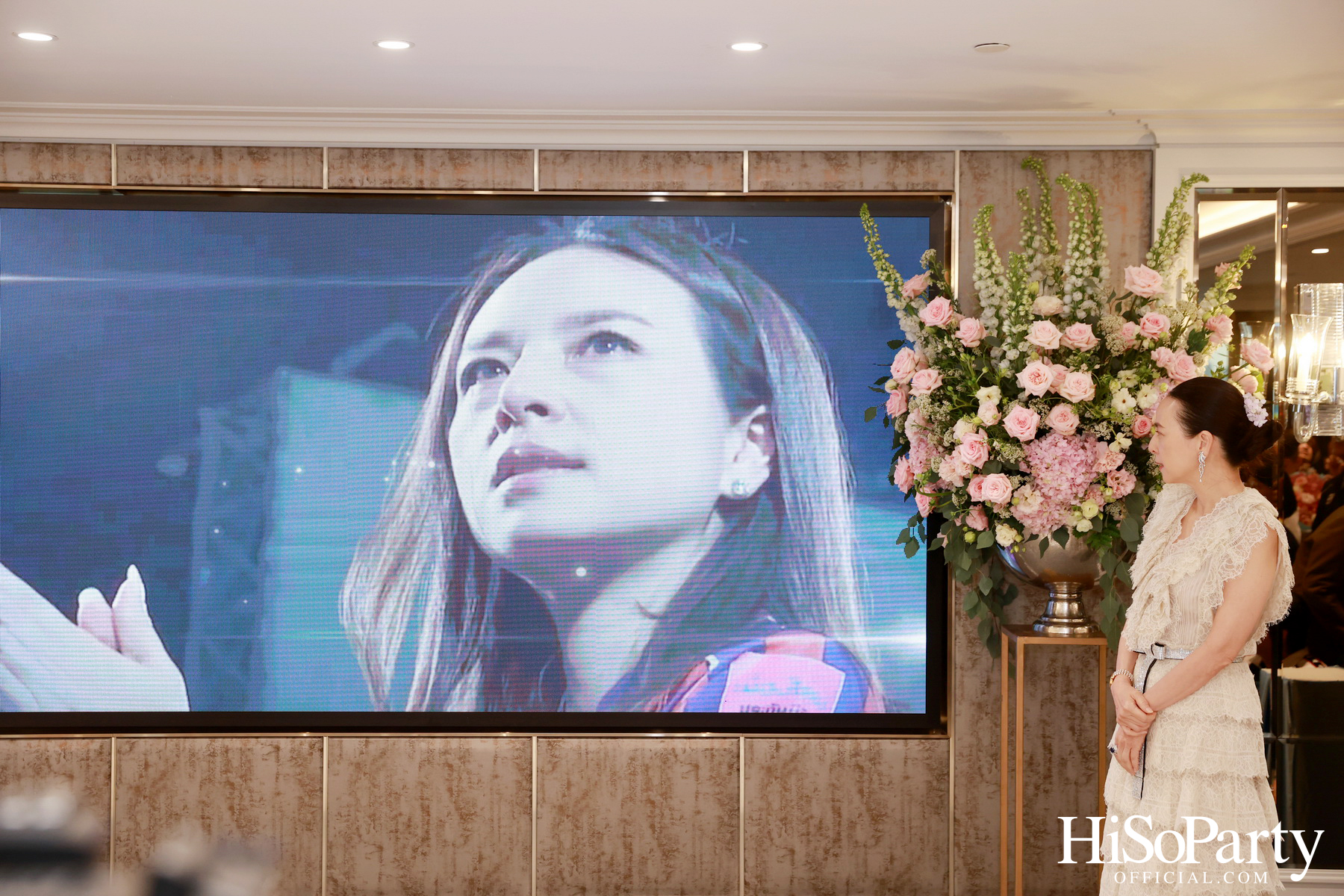 อบอุ่นและเปี่ยมรอยยิ้ม ‘มาดามแป้ง’ รับมุทิตาจิตเนื่องในวันคล้ายวันเกิด ท่ามกลางความรักจากคนรอบข้าง