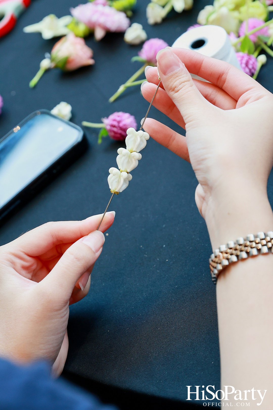 ‘มัดมาลัย: สมดุลของทุกสัมพันธ์แห่งใจ’ โดย สกุล อินทกุล เวิร์คช็อปสุดพิเศษ ในงาน Active City Forum 2025