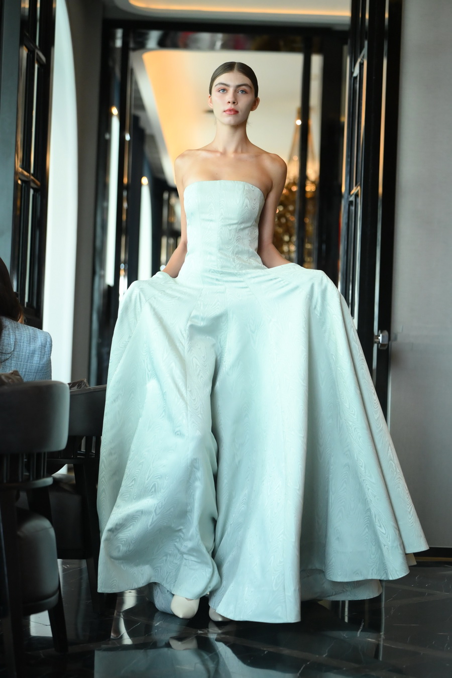 Asava x The Ritz-Carlton, Bangkok ถ่ายทอดนิยามใหม่ของความหรูหราในฤดูร้อน ด้วยคอลเลกชัน Echoes of Sublime Summer 