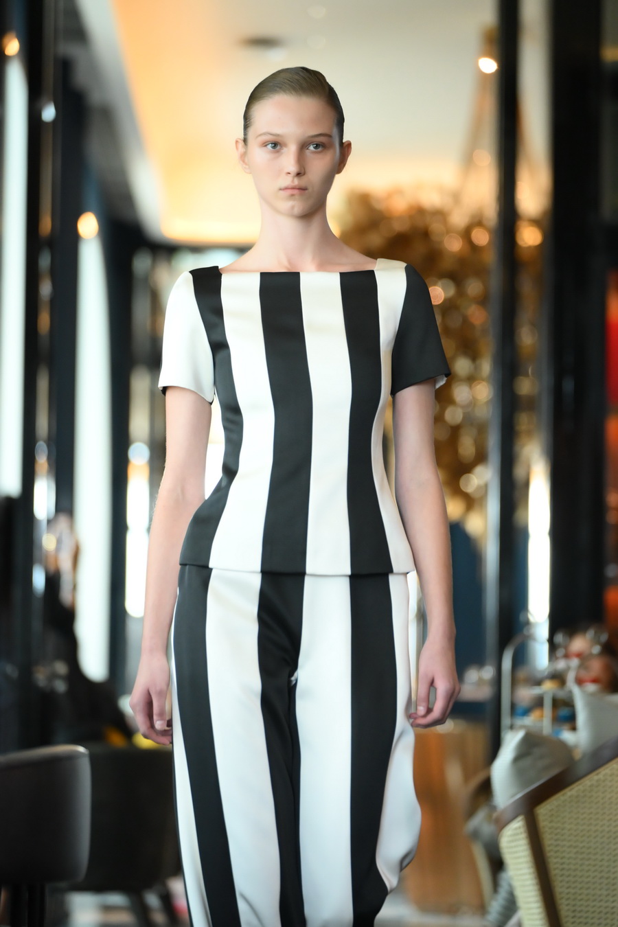 Asava x The Ritz-Carlton, Bangkok ถ่ายทอดนิยามใหม่ของความหรูหราในฤดูร้อน ด้วยคอลเลกชัน Echoes of Sublime Summer 