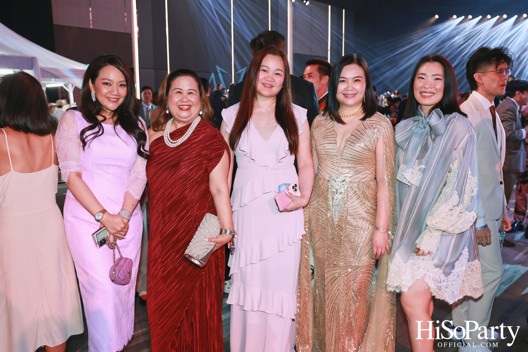 #WandOlandofLove งานฉลองมงคลสมรสของ วู้ดดี้ – วุฒิธร มิลินทจินดา และ โอ๊ต – อัครพล จับจิตรใจดล