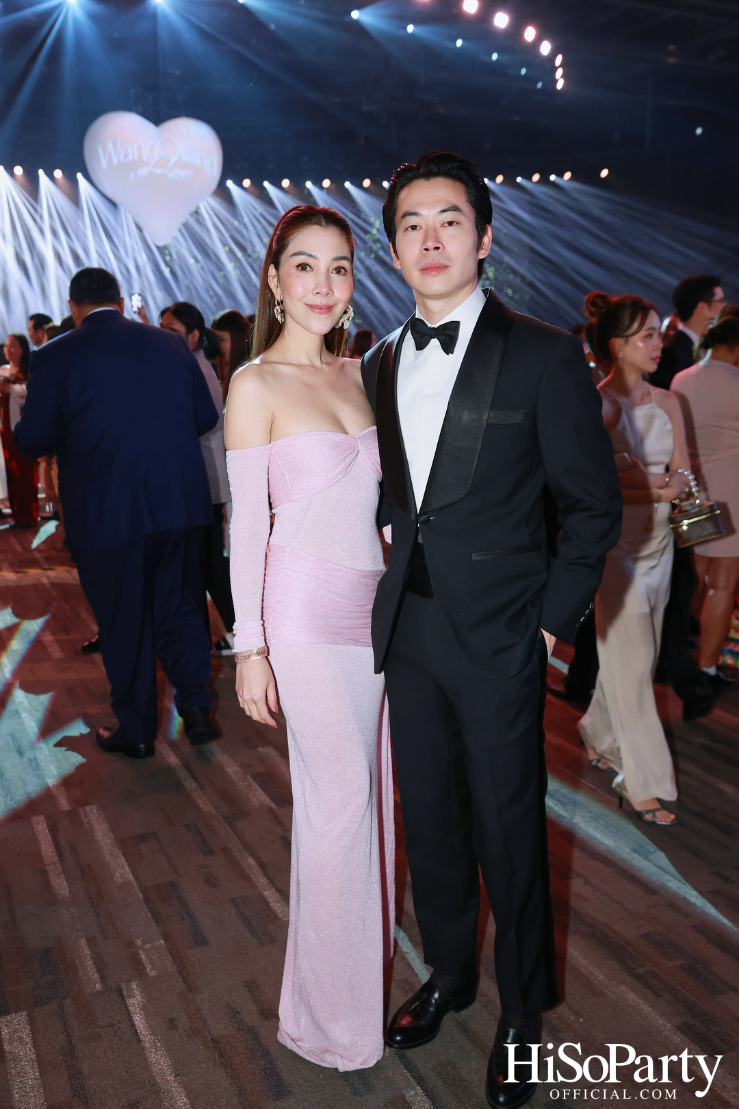 #WandOlandofLove งานฉลองมงคลสมรสของ วู้ดดี้ – วุฒิธร มิลินทจินดา และ โอ๊ต – อัครพล จับจิตรใจดล