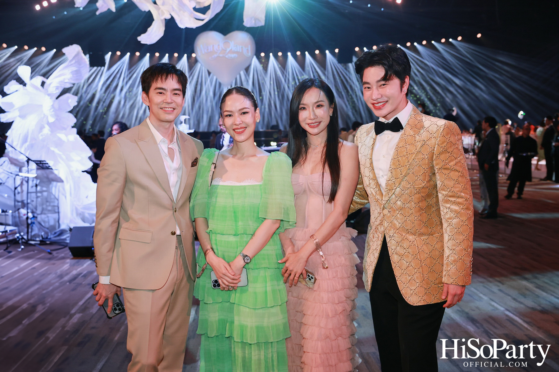 #WandOlandofLove งานฉลองมงคลสมรสของ วู้ดดี้ – วุฒิธร มิลินทจินดา และ โอ๊ต – อัครพล จับจิตรใจดล