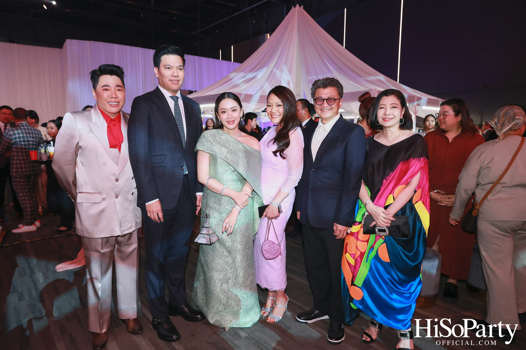 #WandOlandofLove งานฉลองมงคลสมรสของ วู้ดดี้ – วุฒิธร มิลินทจินดา และ โอ๊ต – อัครพล จับจิตรใจดล