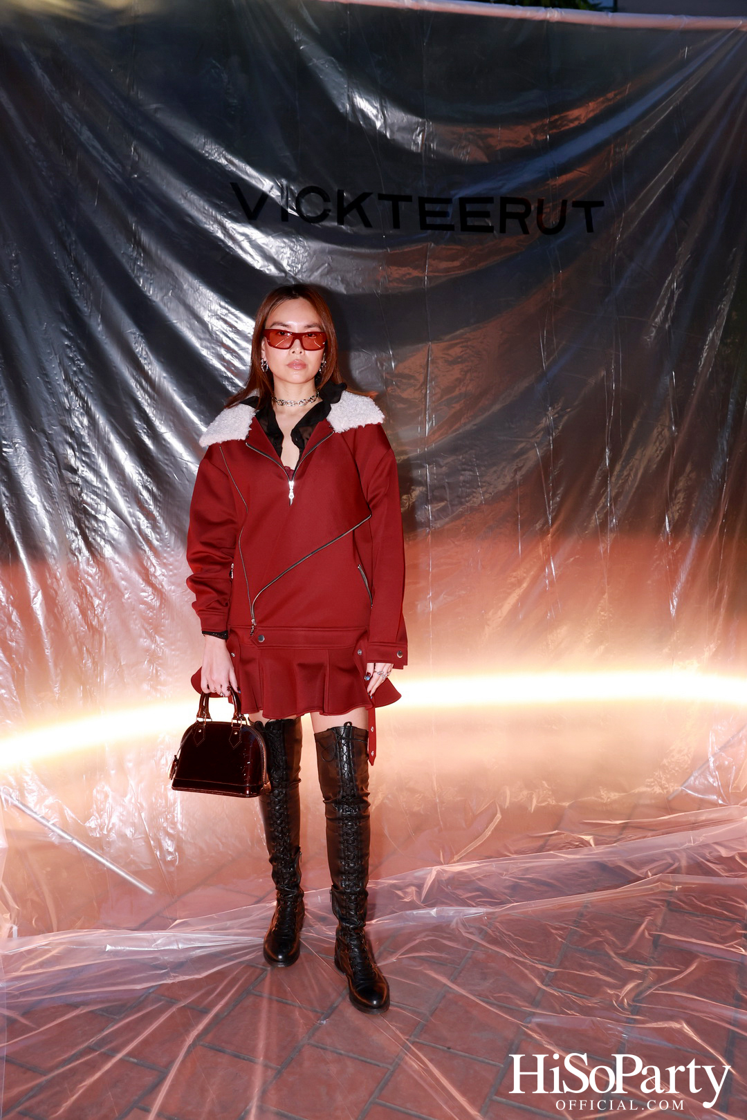 Vickteerut จัดแฟชั่นโชว์ ‘Vickteerut Spring/Summer Collection 2025’ เปิดตัวคอลเลกชัน ‘Forme’ ประจำฤดูใบไม้ผลิ/ฤดูร้อน