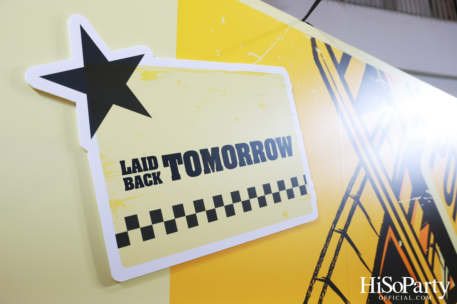 POP MART เปิดสาขาใหม่ที่ CENTRAL WESTGATE พร้อม 4 หนุ่ม GELBOYS ร่วมครีเอทลุคด้วยแอคเซสซอรีสุดฮิต