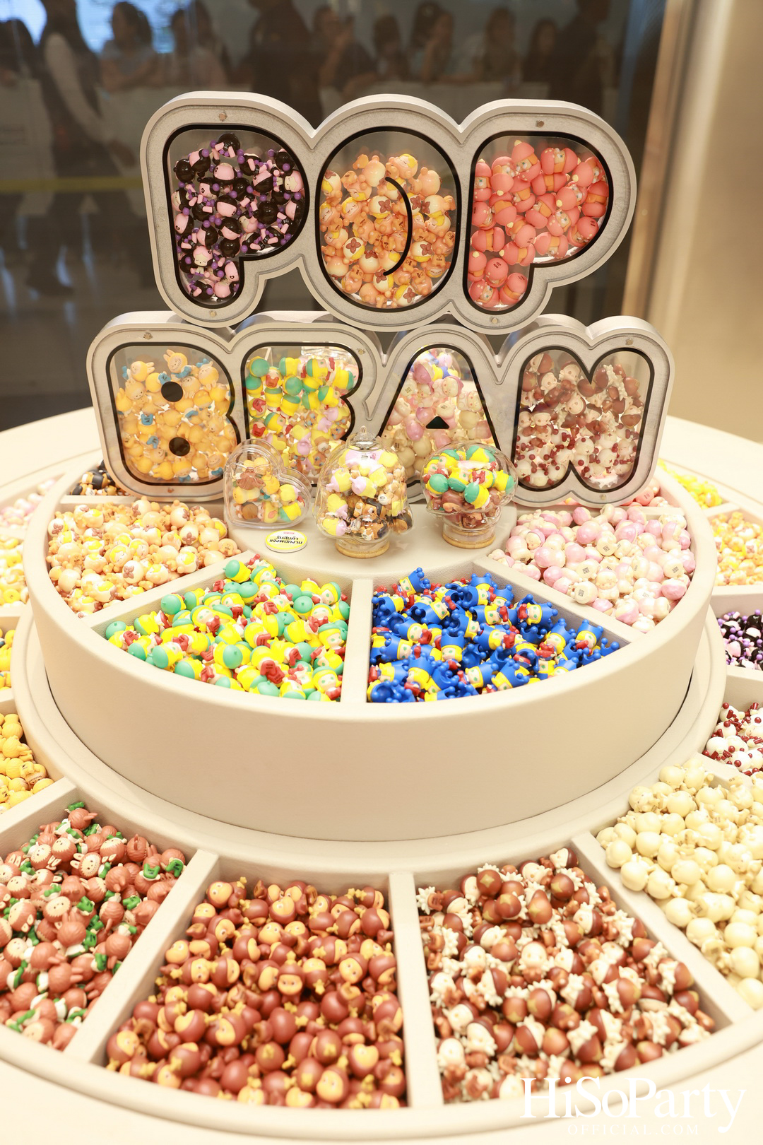 POP MART เปิดสาขาใหม่ที่ CENTRAL WESTGATE พร้อม 4 หนุ่ม GELBOYS ร่วมครีเอทลุคด้วยแอคเซสซอรีสุดฮิต