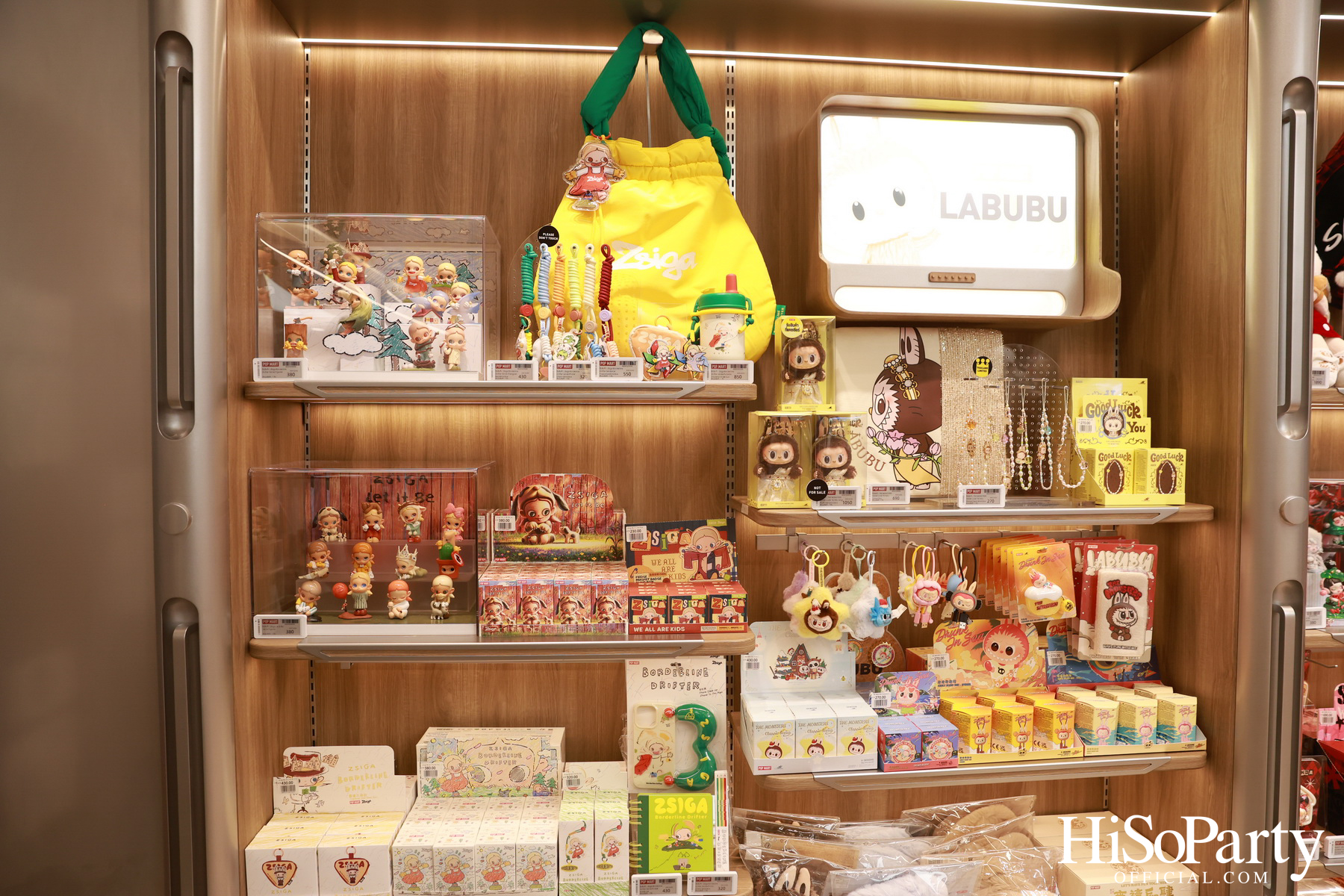 POP MART เปิดสาขาใหม่ที่ CENTRAL WESTGATE พร้อม 4 หนุ่ม GELBOYS ร่วมครีเอทลุคด้วยแอคเซสซอรีสุดฮิต