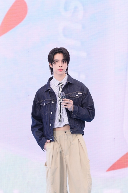 JisuLife x Billkin Grand Launch 2025 งานเปิดตัวพัดลมพกพา 6 รุ่นใหม่ พร้อมชวน ‘คุณบิวกิ้น – พุฒิพงศ์’ เสิร์ฟความสุขคลายร้อนต้อนรับซัมเมอร์