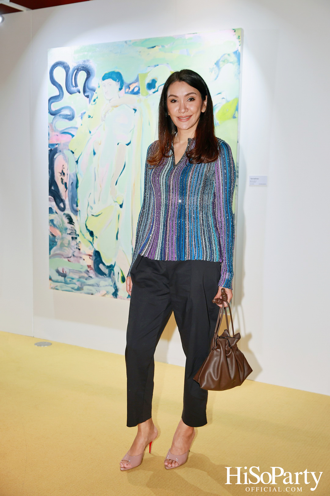 ครั้งแรกในไทยกับนิทรรศการ Over the Top โดย Tomo Campbell