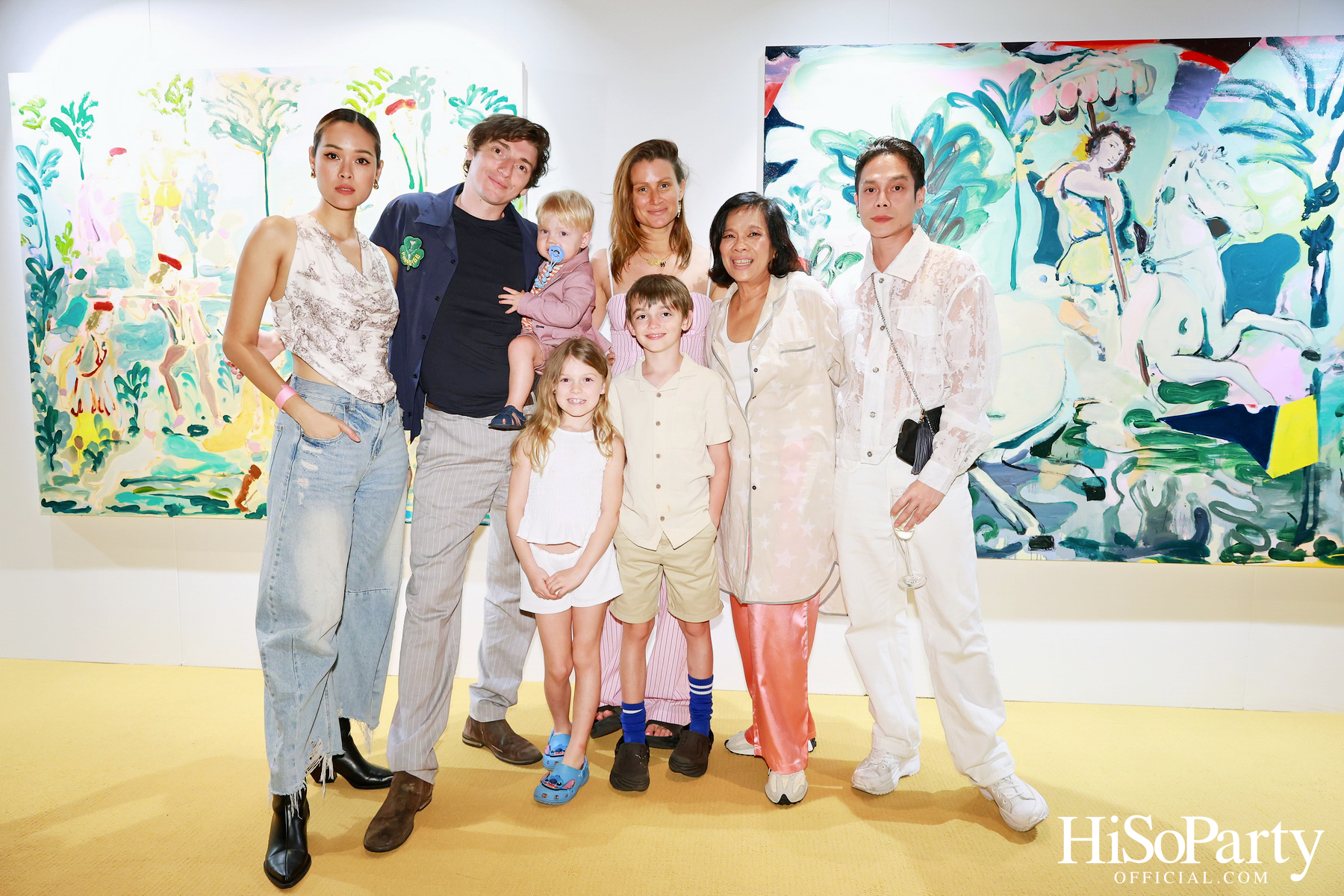 ครั้งแรกในไทยกับนิทรรศการ Over the Top โดย Tomo Campbell