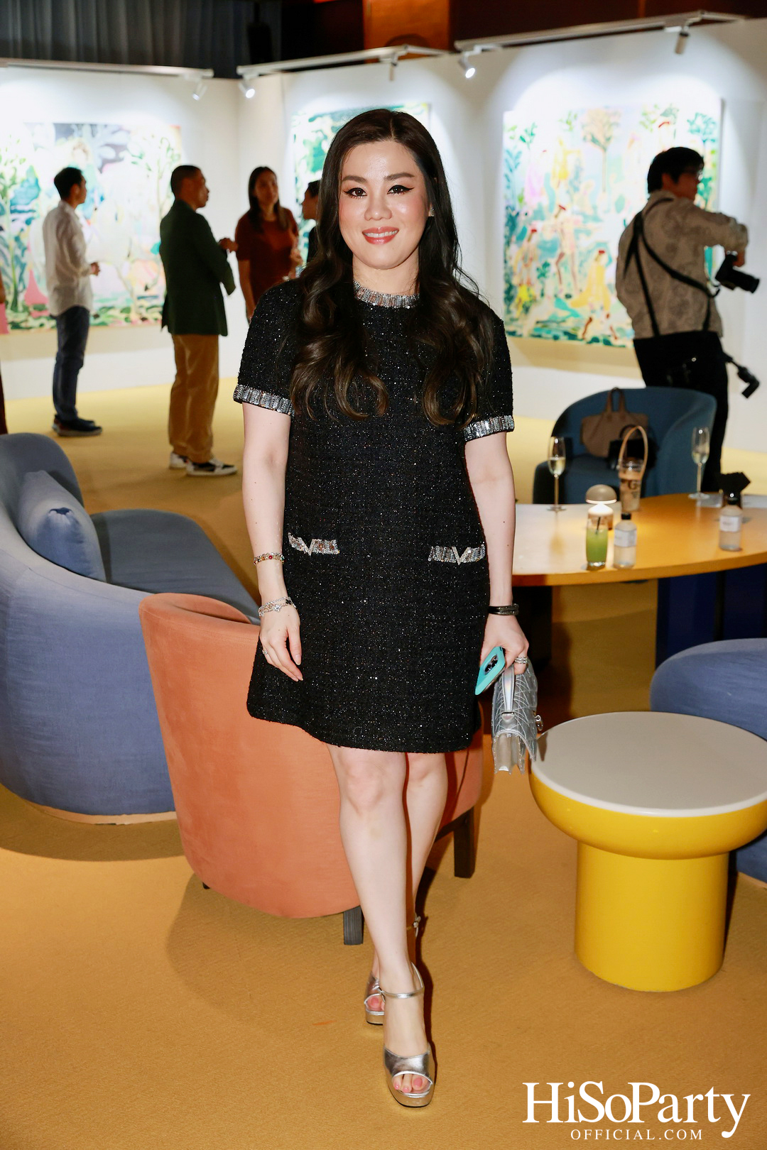 ครั้งแรกในไทยกับนิทรรศการ Over the Top โดย Tomo Campbell