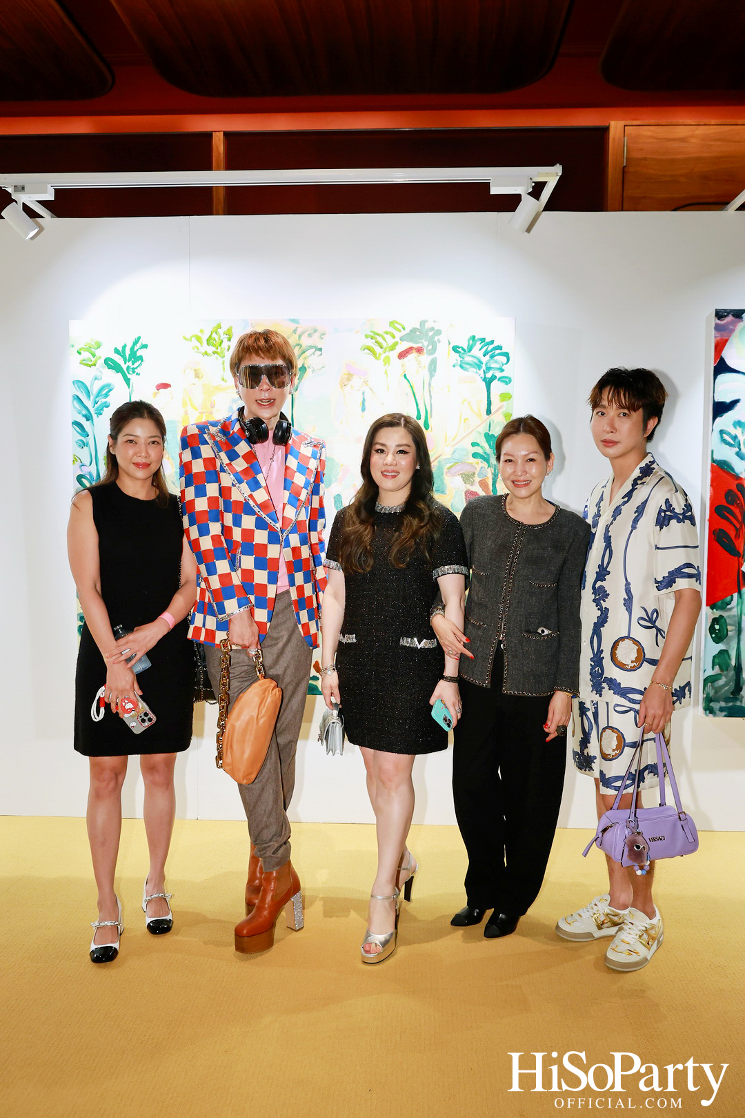 ครั้งแรกในไทยกับนิทรรศการ Over the Top โดย Tomo Campbell