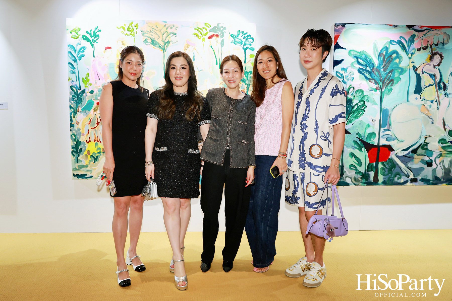 ครั้งแรกในไทยกับนิทรรศการ Over the Top โดย Tomo Campbell