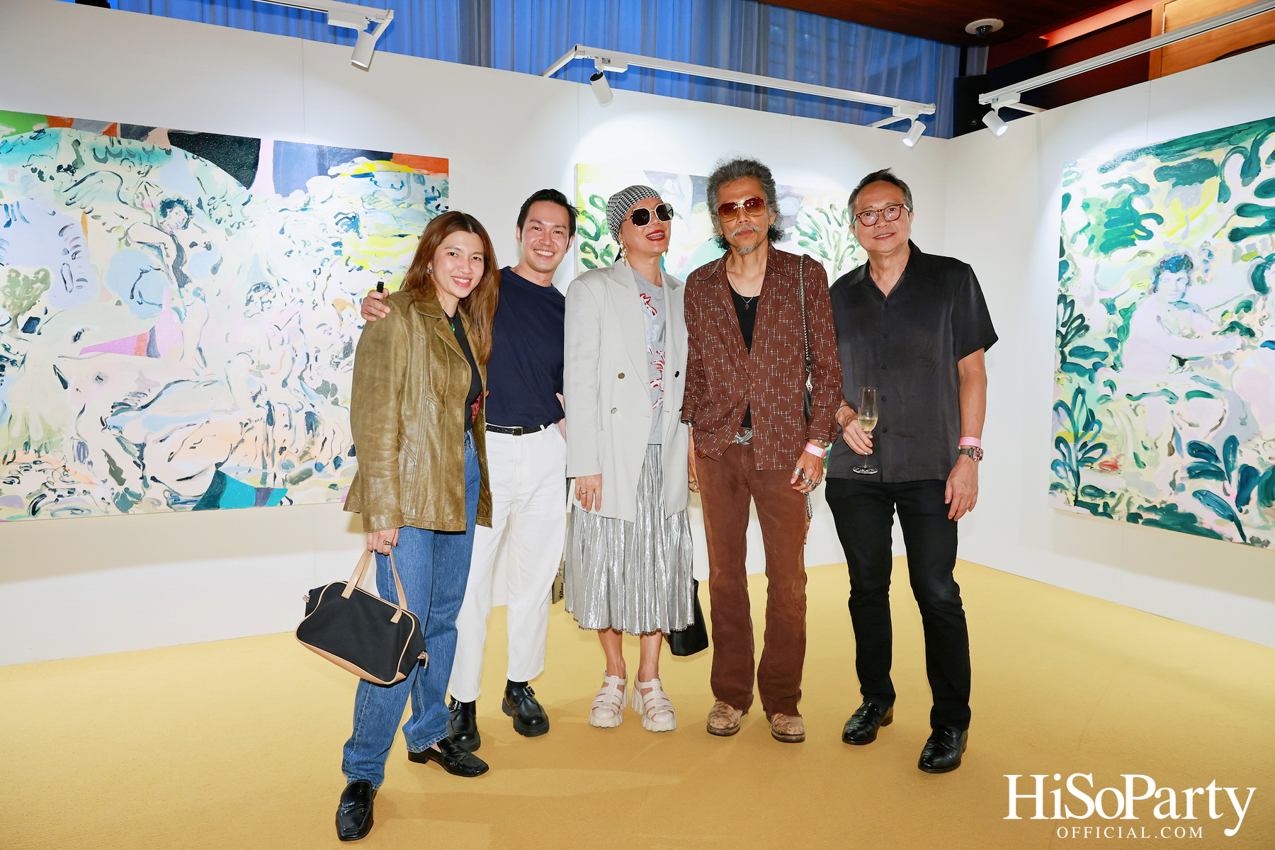 ครั้งแรกในไทยกับนิทรรศการ Over the Top โดย Tomo Campbell