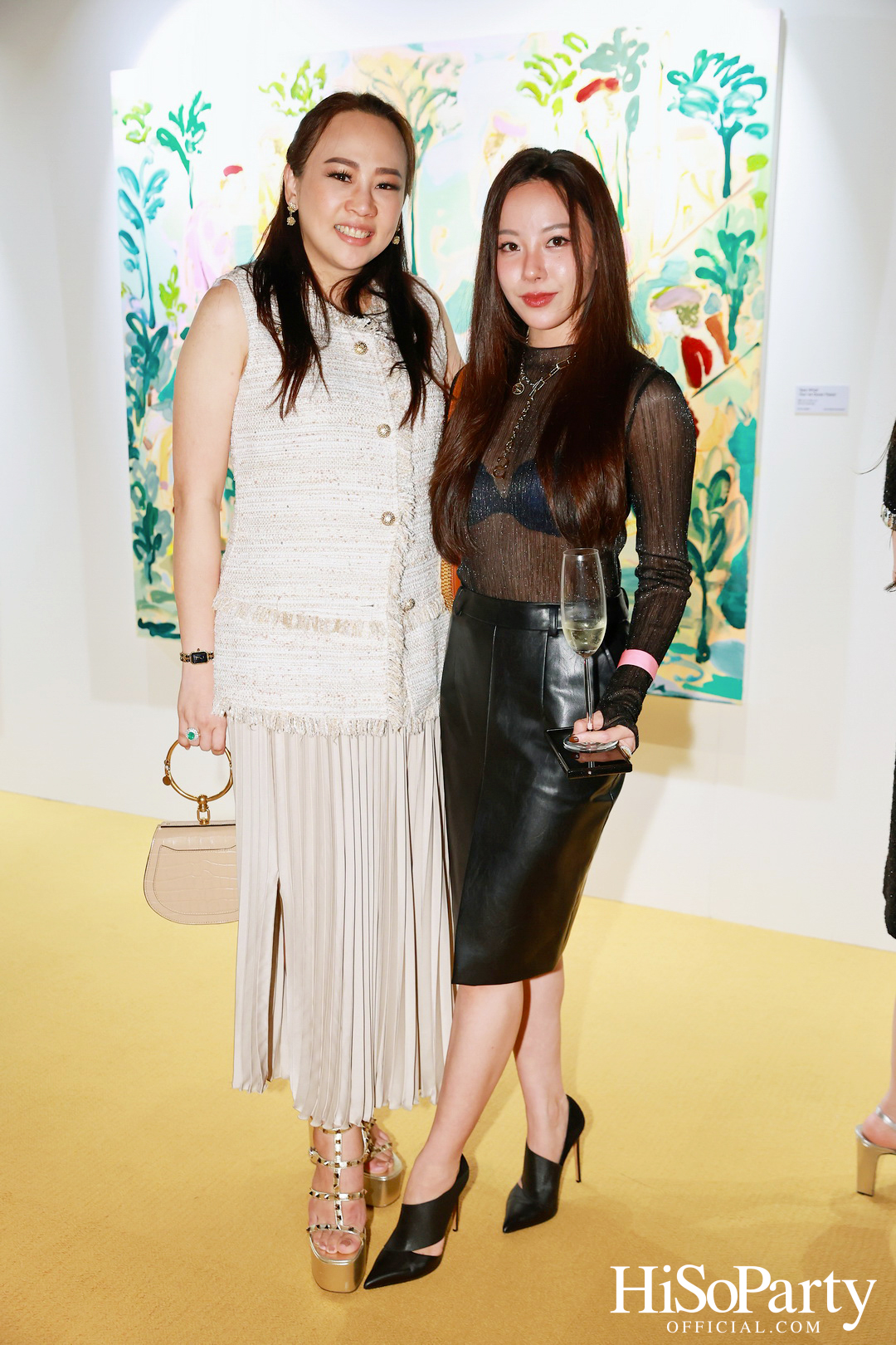 ครั้งแรกในไทยกับนิทรรศการ Over the Top โดย Tomo Campbell