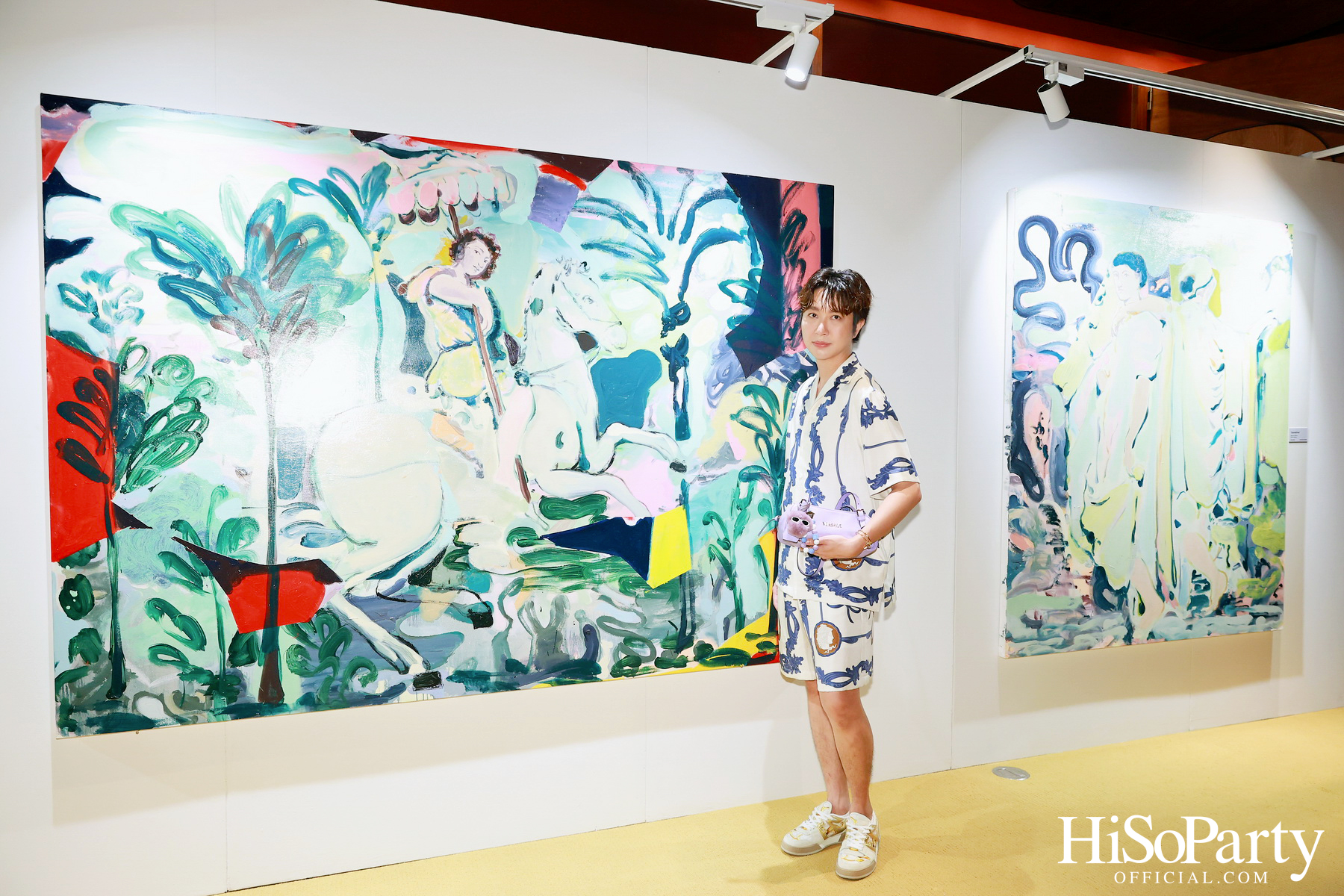 ครั้งแรกในไทยกับนิทรรศการ Over the Top โดย Tomo Campbell