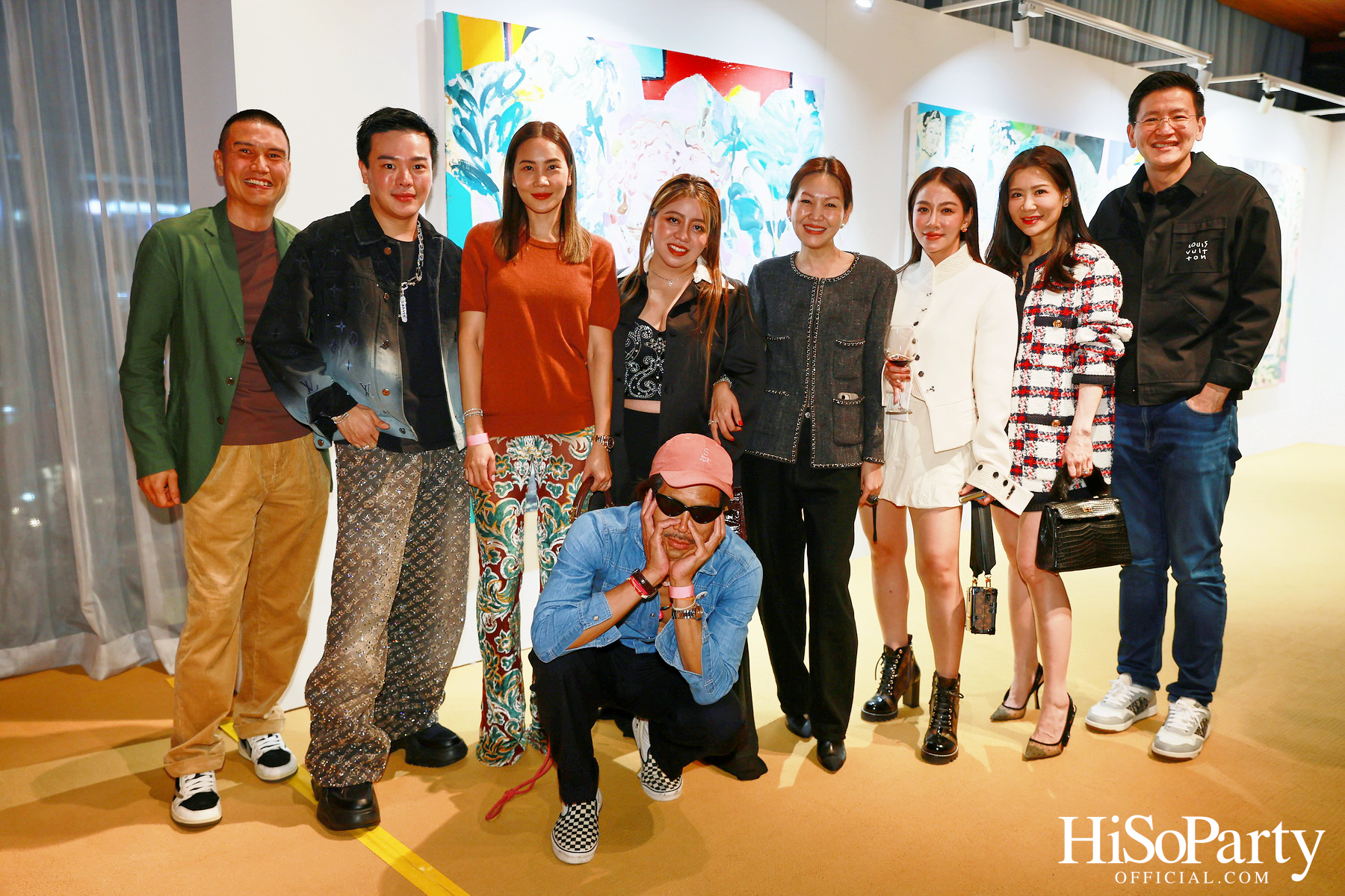 ครั้งแรกในไทยกับนิทรรศการ Over the Top โดย Tomo Campbell