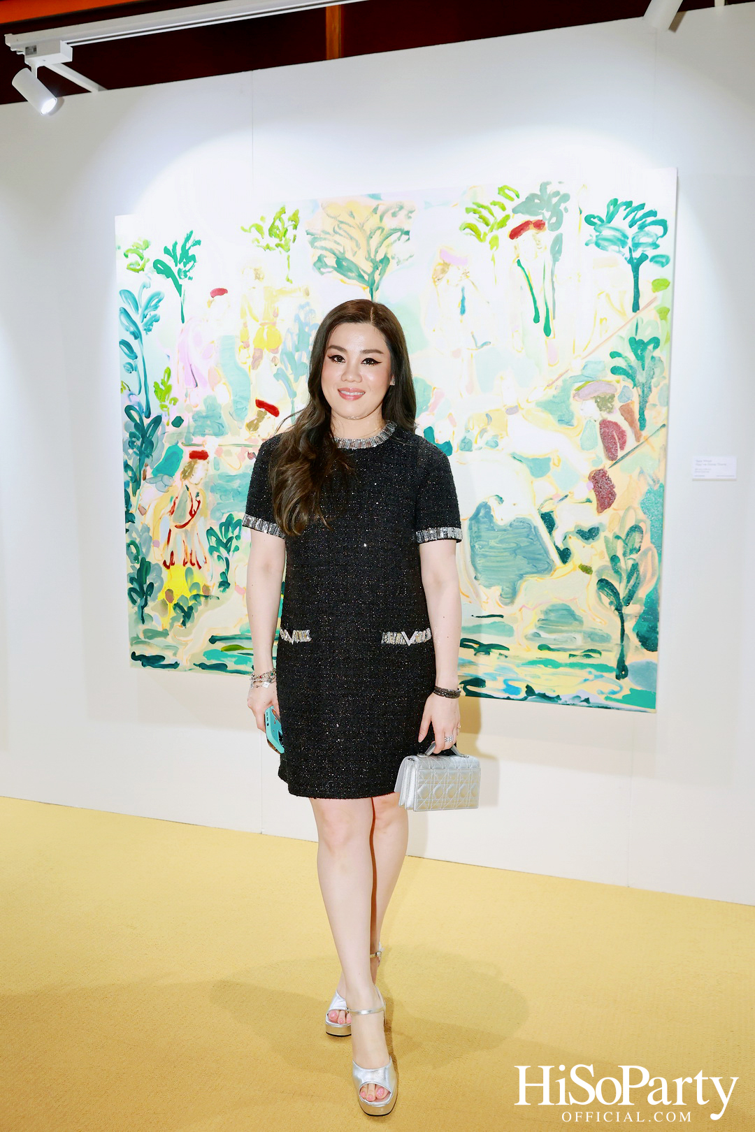 ครั้งแรกในไทยกับนิทรรศการ Over the Top โดย Tomo Campbell