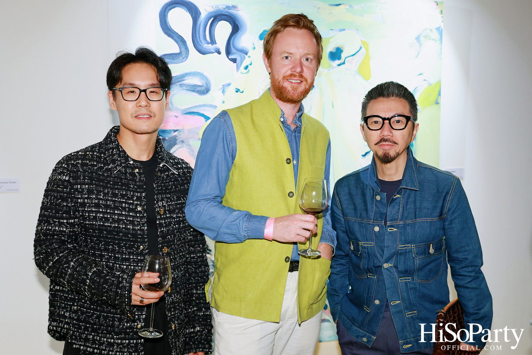 ครั้งแรกในไทยกับนิทรรศการ Over the Top โดย Tomo Campbell