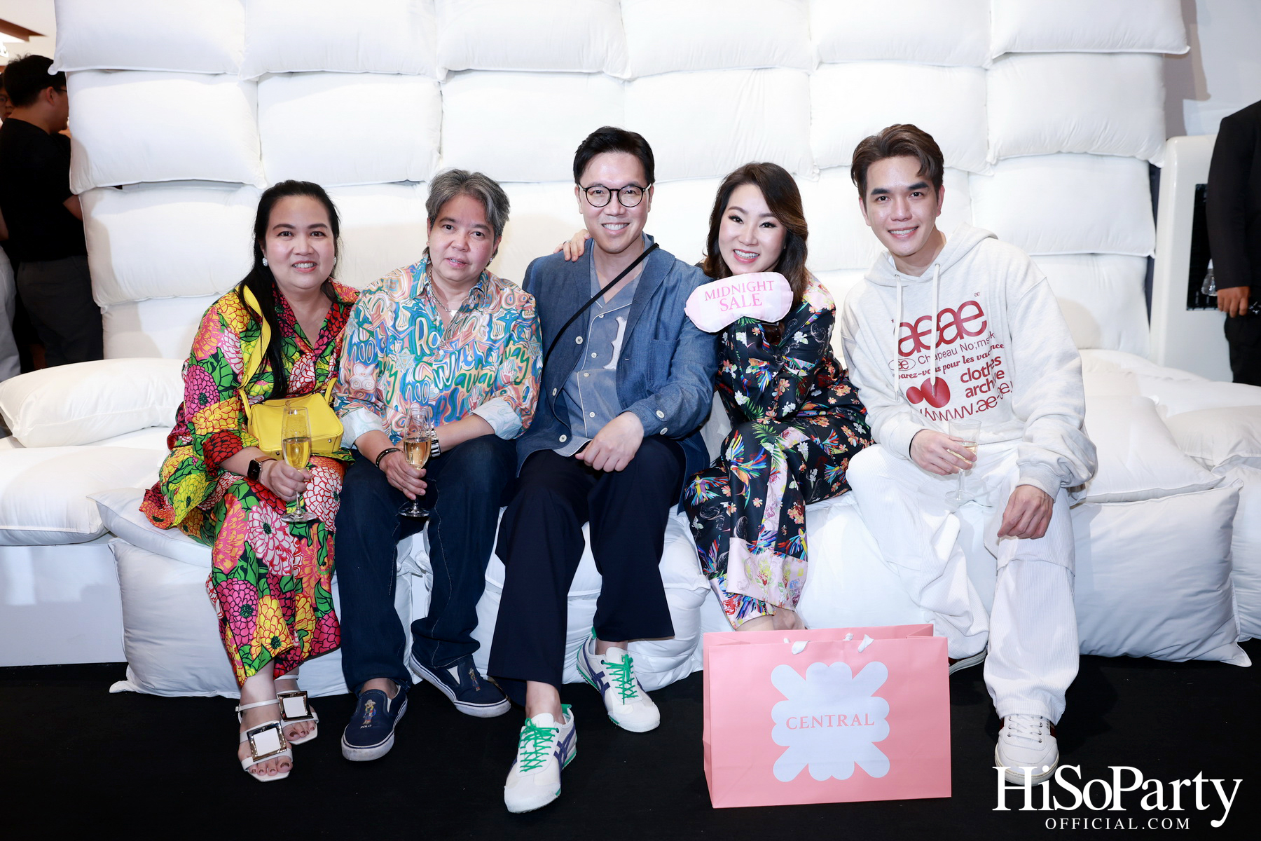 ห้างเซ็นทรัล จัดงาน ‘Central Midnight Sale The Late Night Club Music Experience’ มิวสิกปาร์ตี้ธีมชุดนอนต้อนรับสงกรานต์-ซัมเมอร์