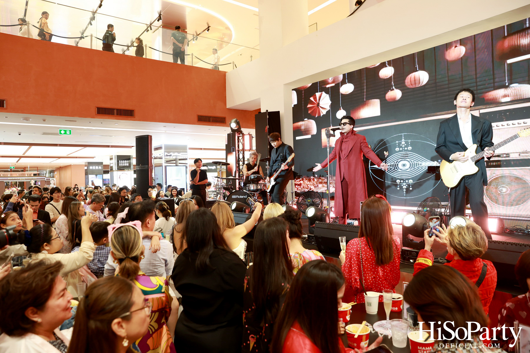 ห้างเซ็นทรัล จัดงาน ‘Central Midnight Sale The Late Night Club Music Experience’ มิวสิกปาร์ตี้ธีมชุดนอนต้อนรับสงกรานต์-ซัมเมอร์