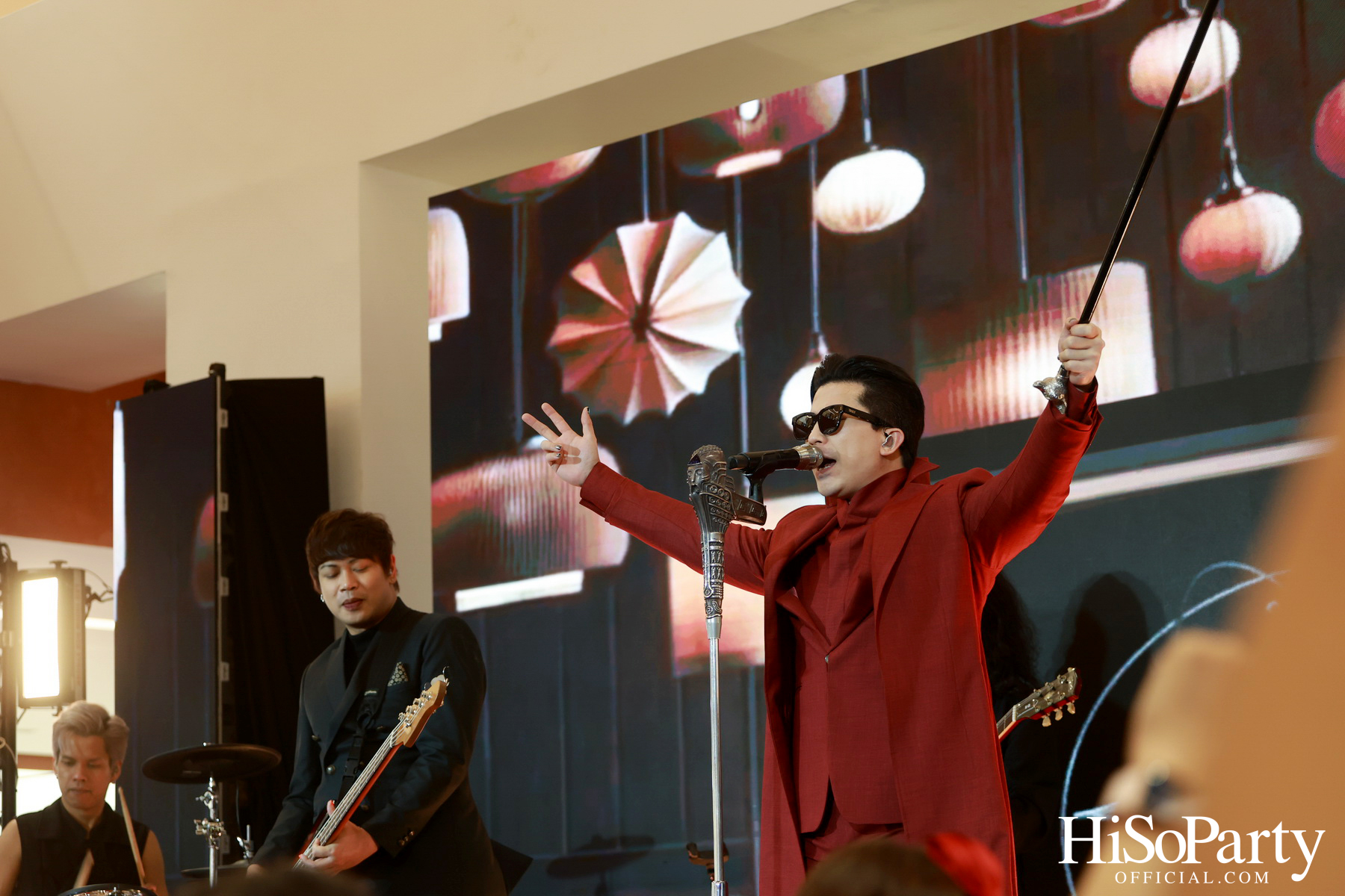 ห้างเซ็นทรัล จัดงาน ‘Central Midnight Sale The Late Night Club Music Experience’ มิวสิกปาร์ตี้ธีมชุดนอนต้อนรับสงกรานต์-ซัมเมอร์