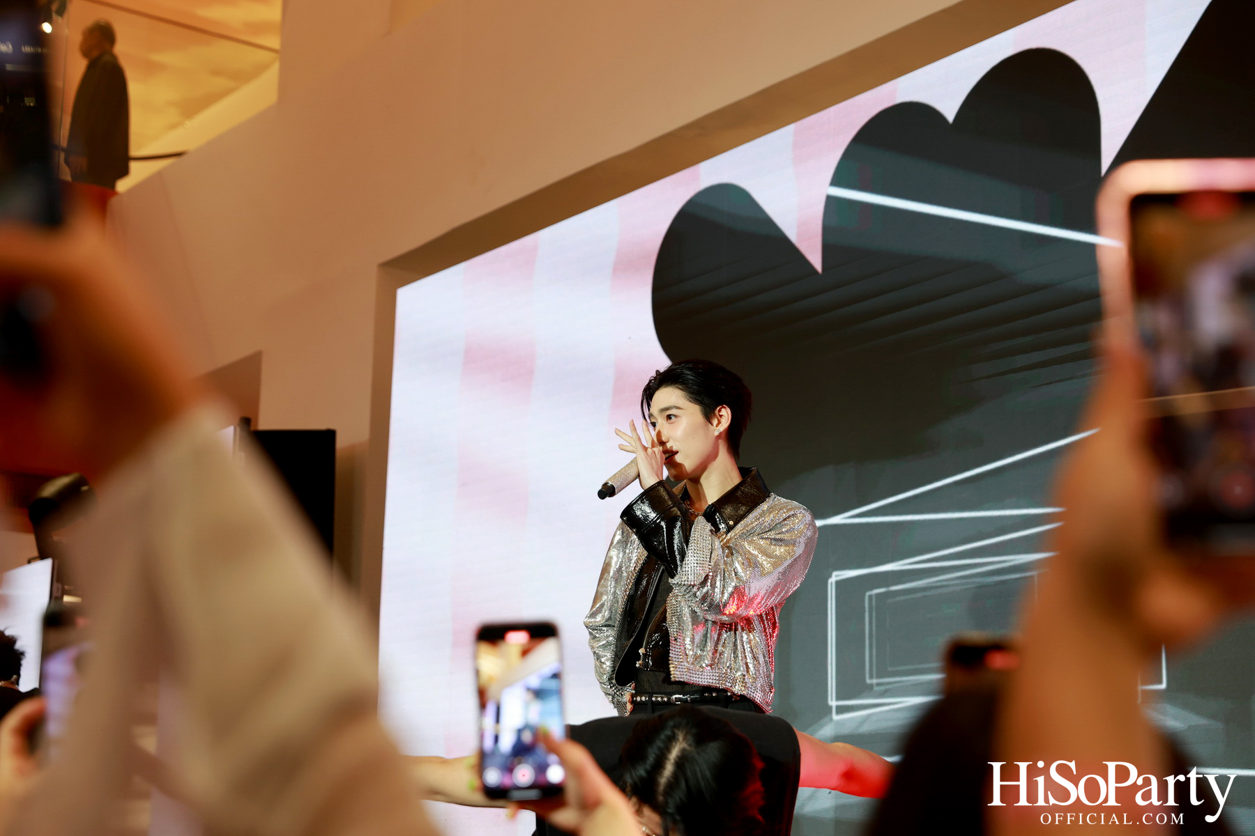 ห้างเซ็นทรัล จัดงาน ‘Central Midnight Sale The Late Night Club Music Experience’ มิวสิกปาร์ตี้ธีมชุดนอนต้อนรับสงกรานต์-ซัมเมอร์