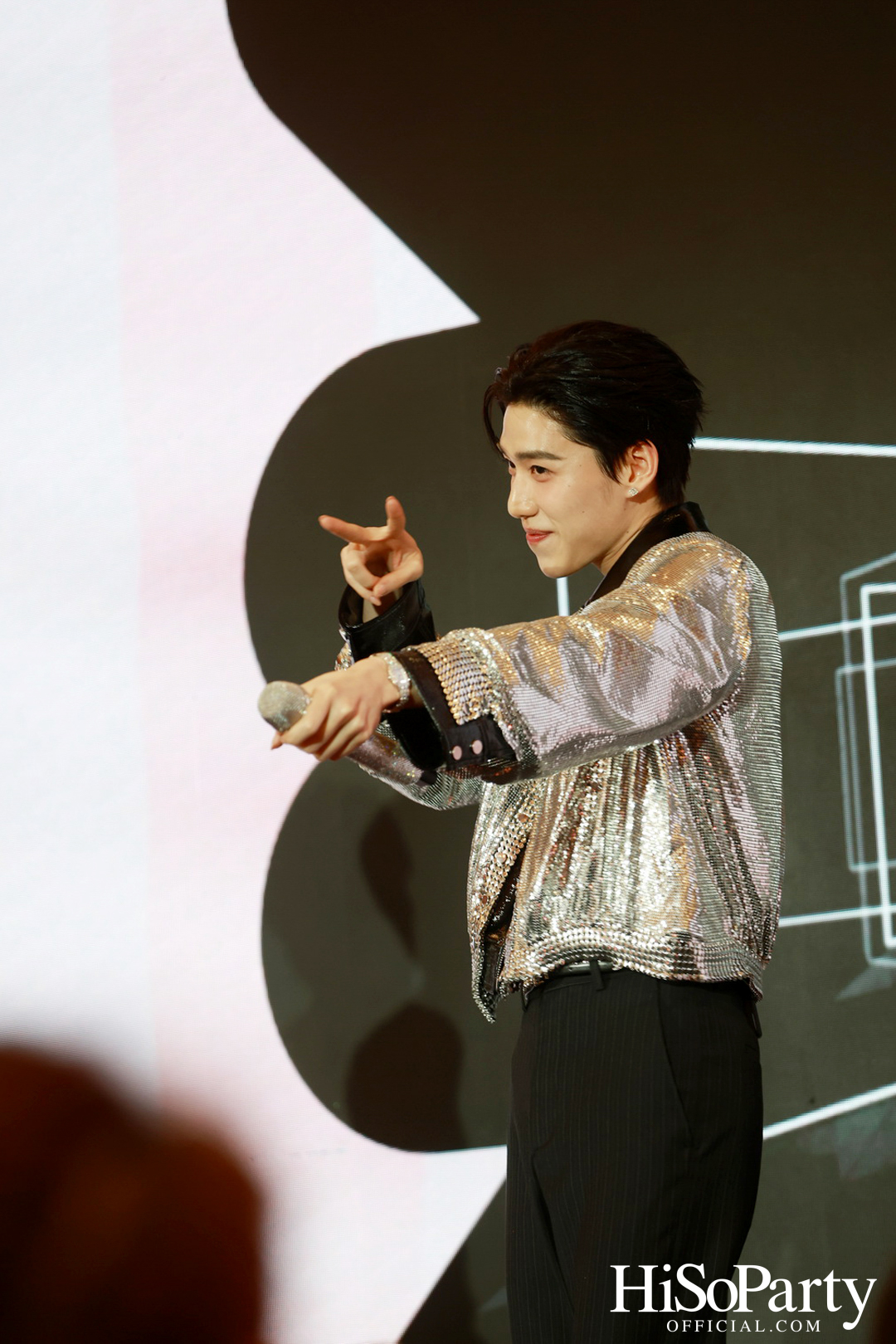 ห้างเซ็นทรัล จัดงาน ‘Central Midnight Sale The Late Night Club Music Experience’ มิวสิกปาร์ตี้ธีมชุดนอนต้อนรับสงกรานต์-ซัมเมอร์