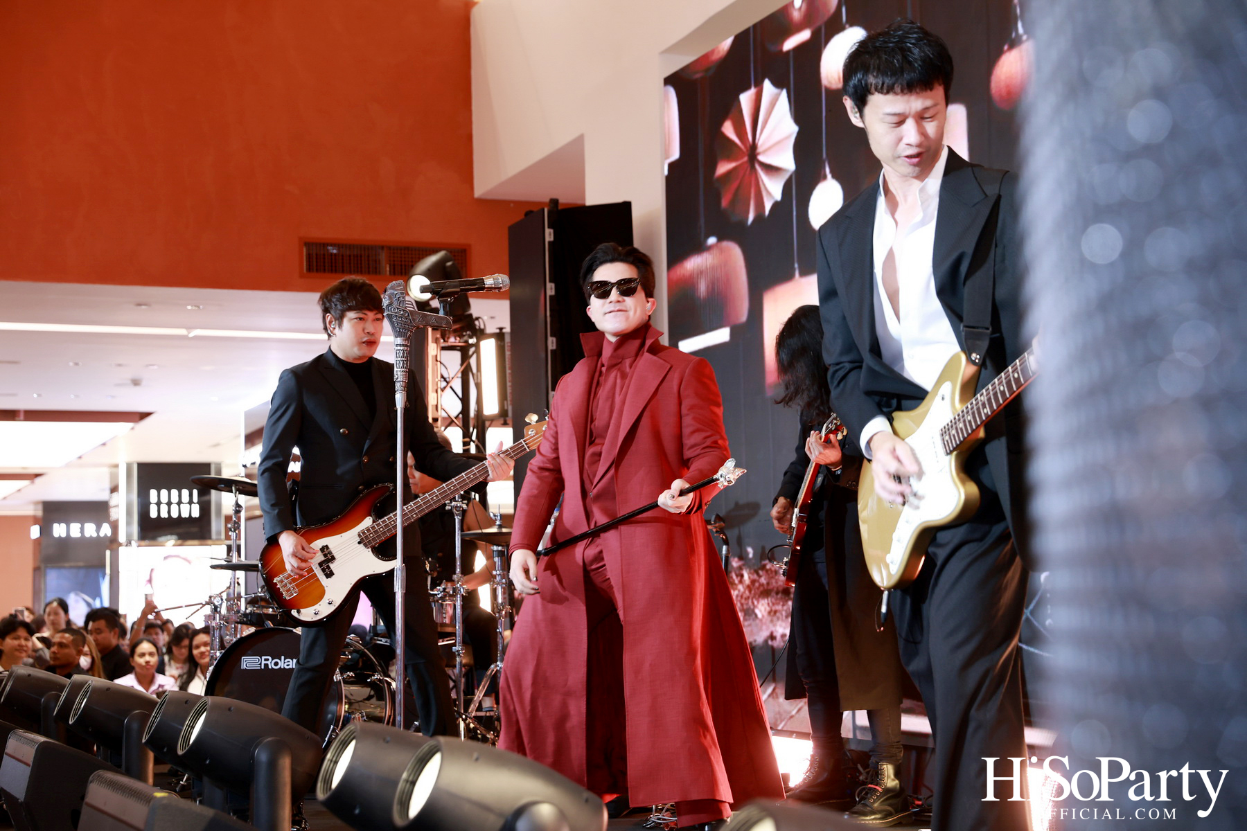 ห้างเซ็นทรัล จัดงาน ‘Central Midnight Sale The Late Night Club Music Experience’ มิวสิกปาร์ตี้ธีมชุดนอนต้อนรับสงกรานต์-ซัมเมอร์