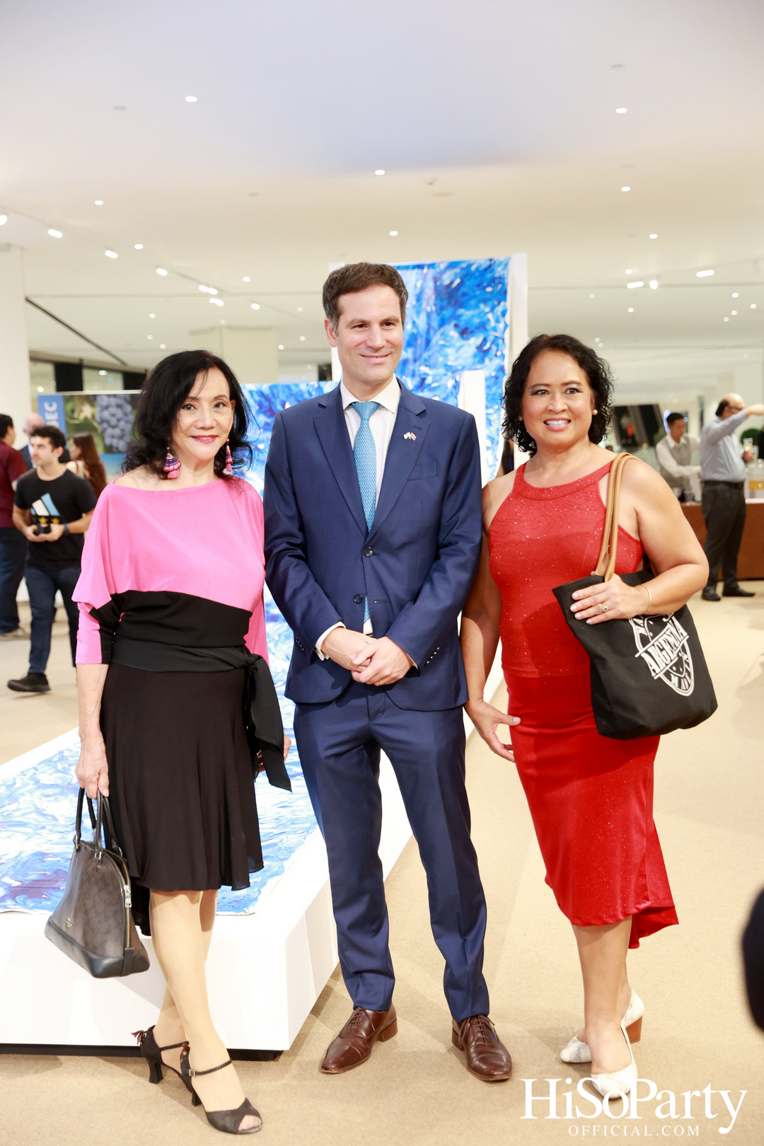 งานเปิดนิทรรศการ Songkran Water & Petals