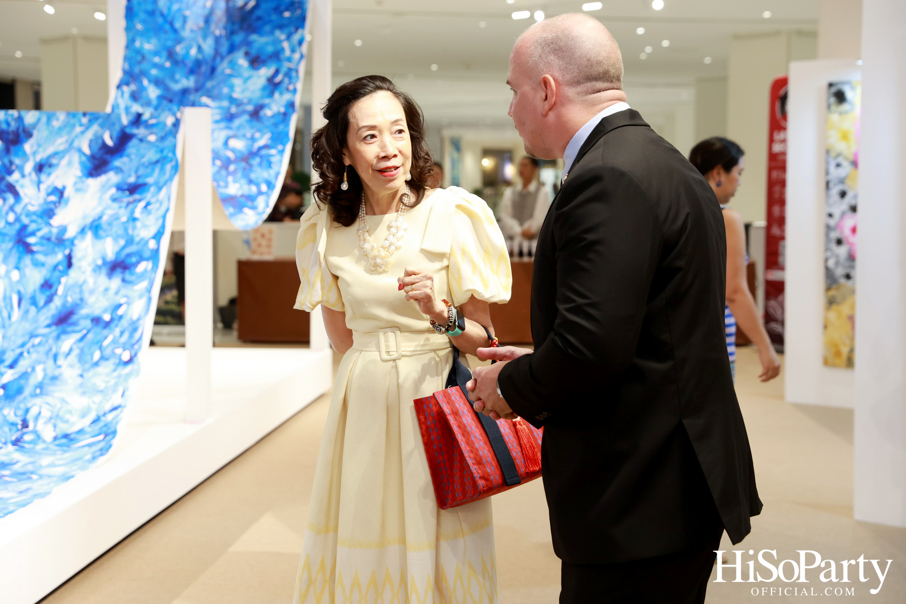 งานเปิดนิทรรศการ Songkran Water & Petals