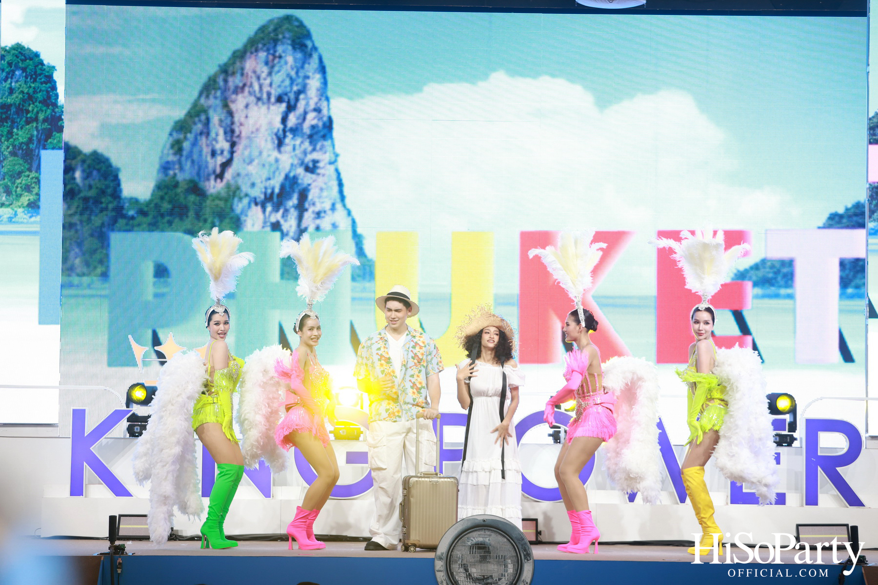 คิง เพาเวอร์ เปิดฉากยิ่งใหญ่ ‘อภิมหาสงกรานต์รางน้ำ มโหฬาร มหาสนุก’ ชวนทุกคน ‘สาด เต้น เล่น กิน ช้อป สนุกสุดขีดให้โลกจำ’ วันนี้ – 15 เม.ย. 68