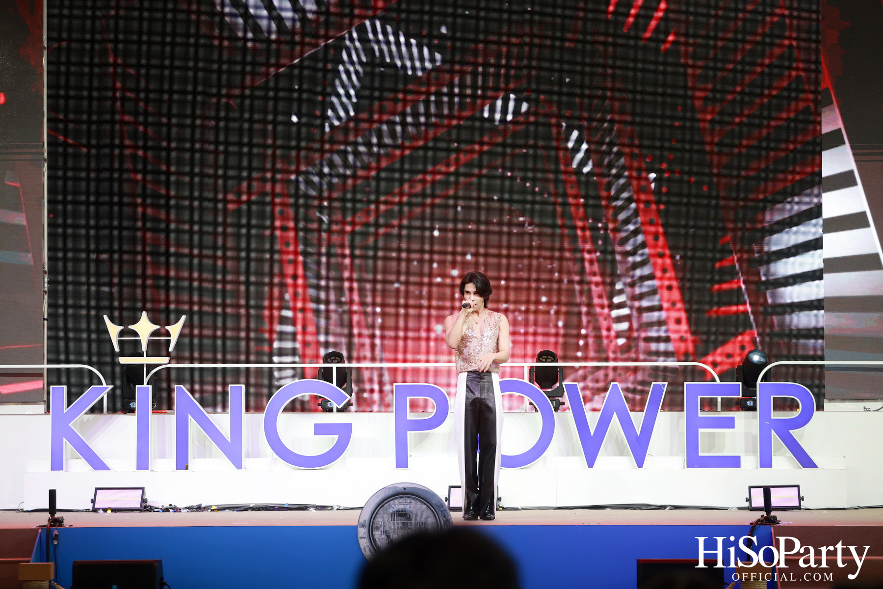 คิง เพาเวอร์ เปิดฉากยิ่งใหญ่ ‘อภิมหาสงกรานต์รางน้ำ มโหฬาร มหาสนุก’ ชวนทุกคน ‘สาด เต้น เล่น กิน ช้อป สนุกสุดขีดให้โลกจำ’ วันนี้ – 15 เม.ย. 68